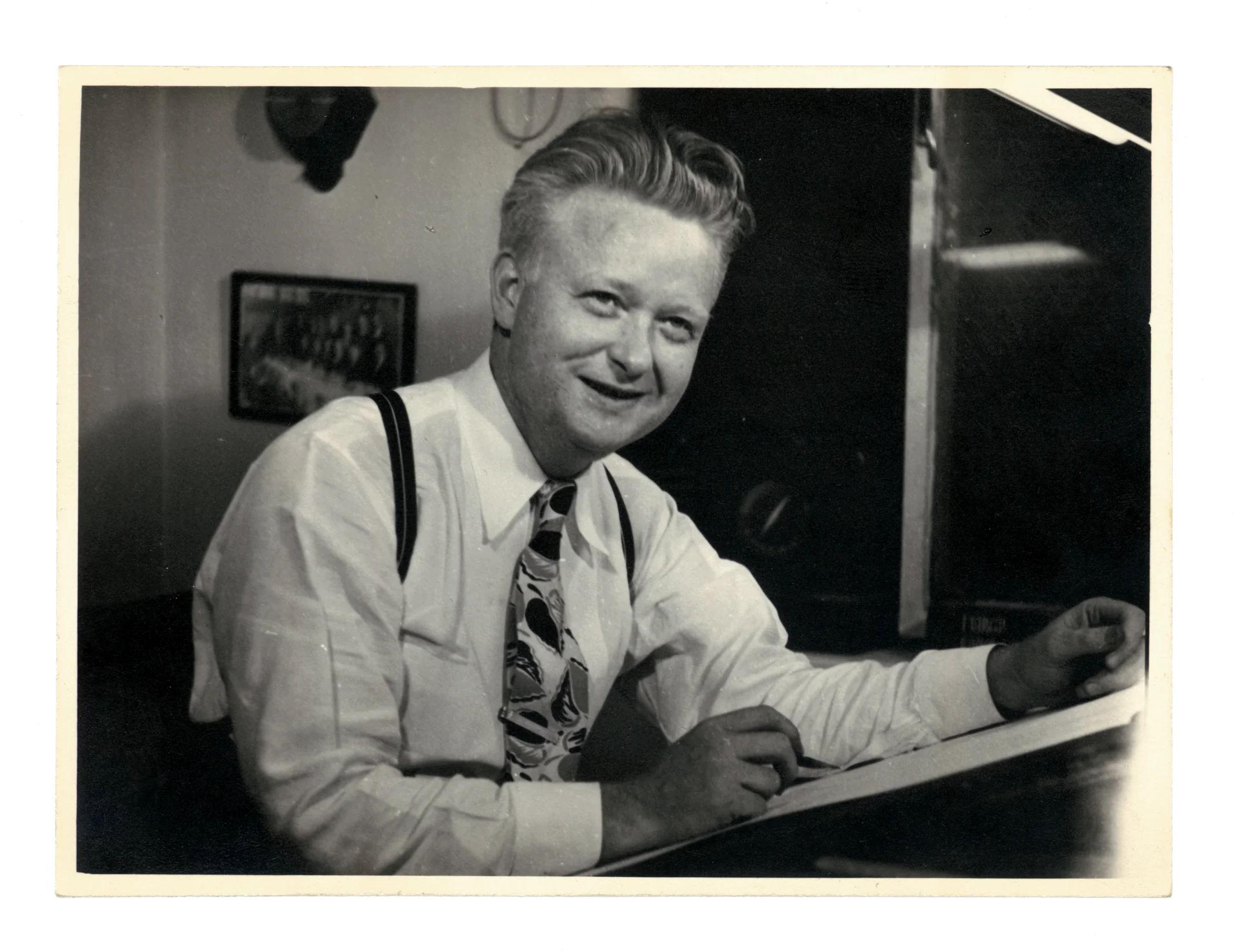Ernie Bushmiller in the 1940s (click to enlarge)