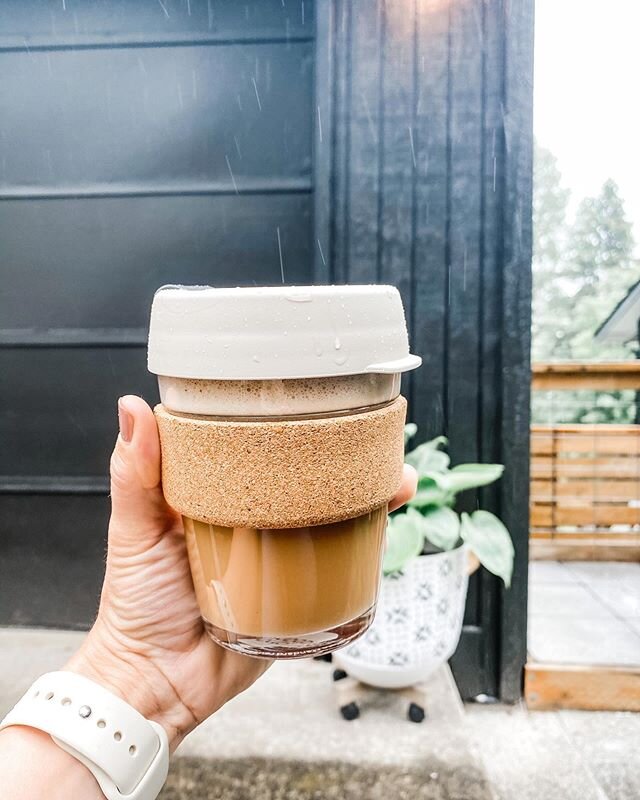 Back to a little rain here in the PNW, so we&rsquo;re back to hot coffee ☕️ 🤣💚 It might be summer everywhere else in the country, but it&rsquo;s still spring here for a few more days. Til then, I&rsquo;ll just enjoy my @keepcup and look forward to 