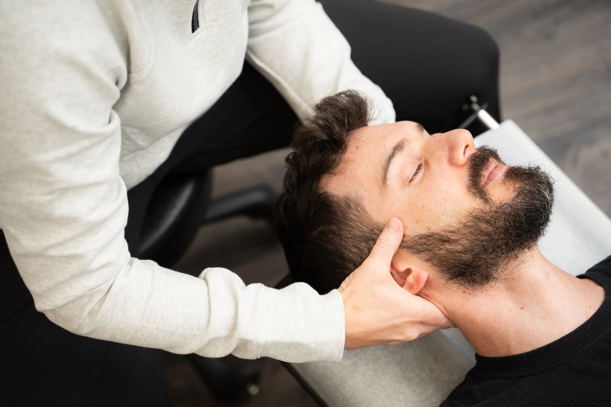 concussion-headache-whiplash-treatment-sports-chiropractic-chiropractor-near-minnetonka-excelsior.jpg