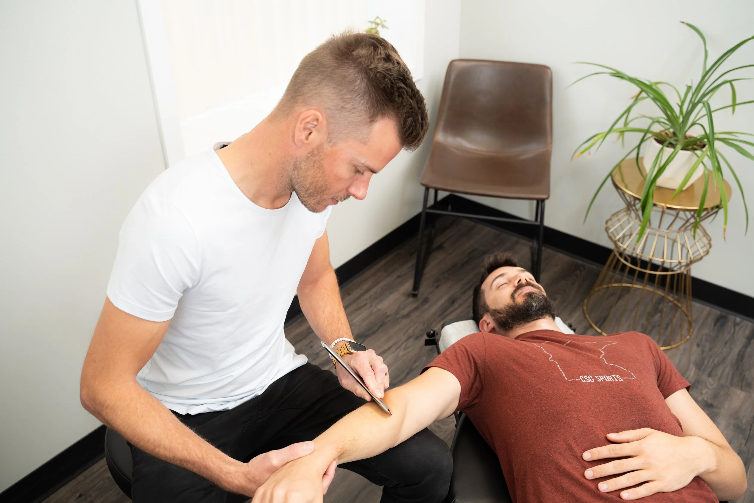 Golfers-Elbow-Tennis-Tendonitis-Epiconylitis-Pain-Wrist-Sports-Chiropractic-Graston-Treatment-Cupping-near-me.jpg