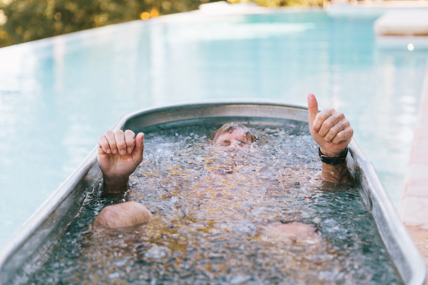 The .Club Ice Bath, Cold + Hot Therapy