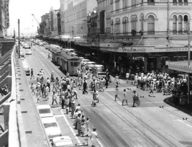 post_trams_19_Brisbane circa late 1960s_fixed