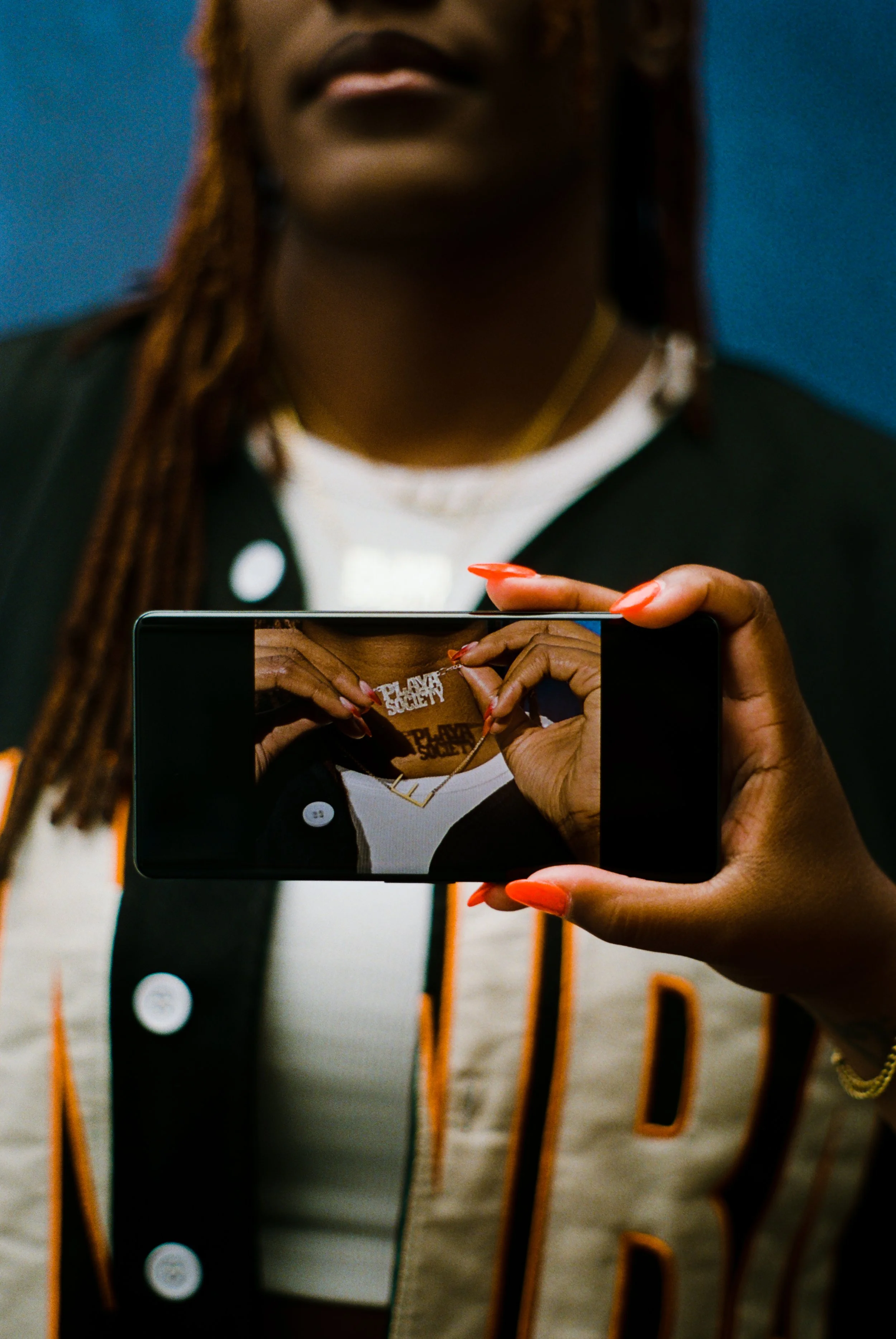 23_Esther Wallace x Playa Society x Google Pixel_MLJ-000257740011.jpg