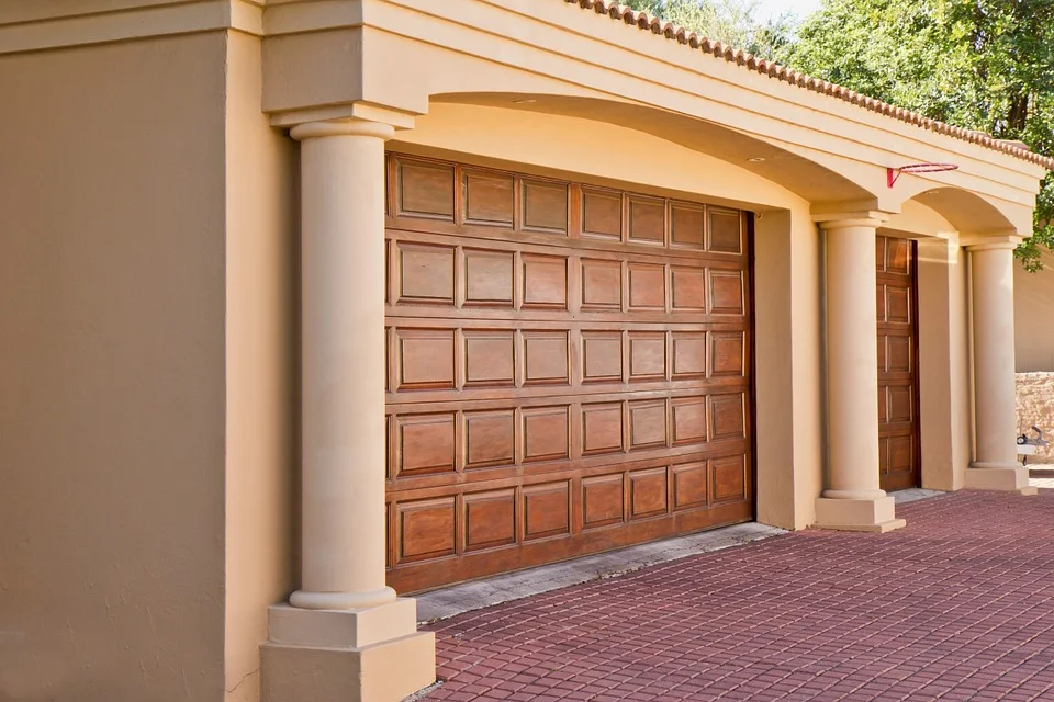 real-estate-374190_960_720.jpg