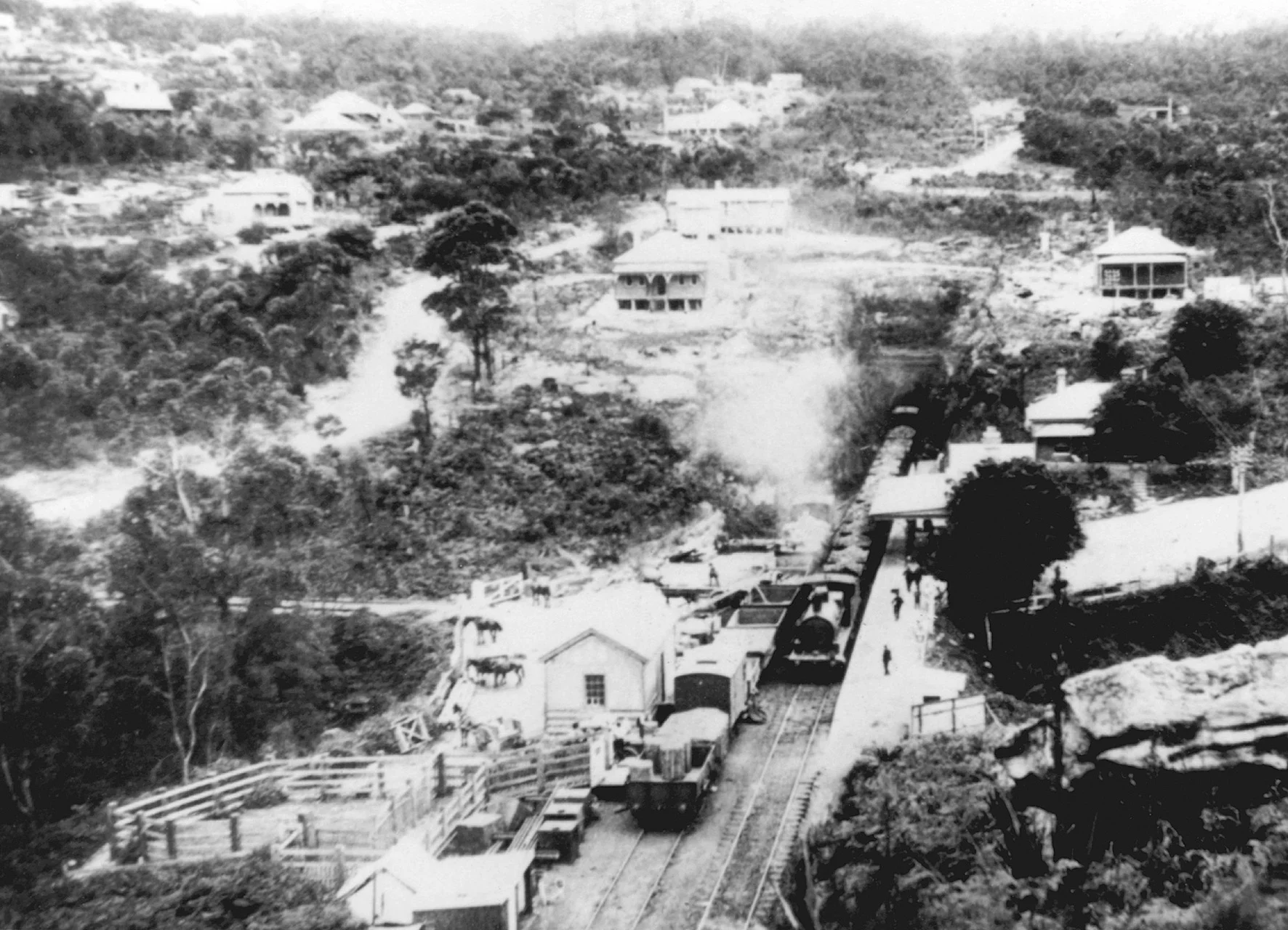 Helensburgh Station and surrounding area c1905 Courtesy of the Helensburgh and District Historical Society