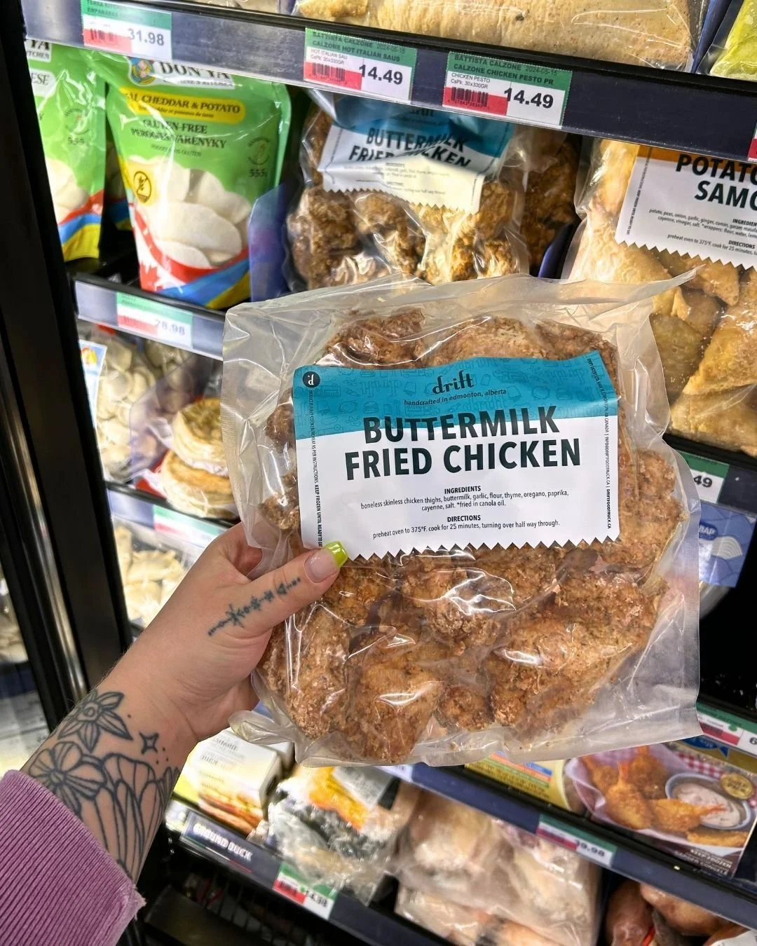 Home-cooked love, minus all the work. ❤️

If you want the taste of home without lots of meal prep, pick up some Drift groceries! Our frozen fried chicken is crispy, golden, and dangerously delicious&hellip; trust us, it won&rsquo;t last long in the f