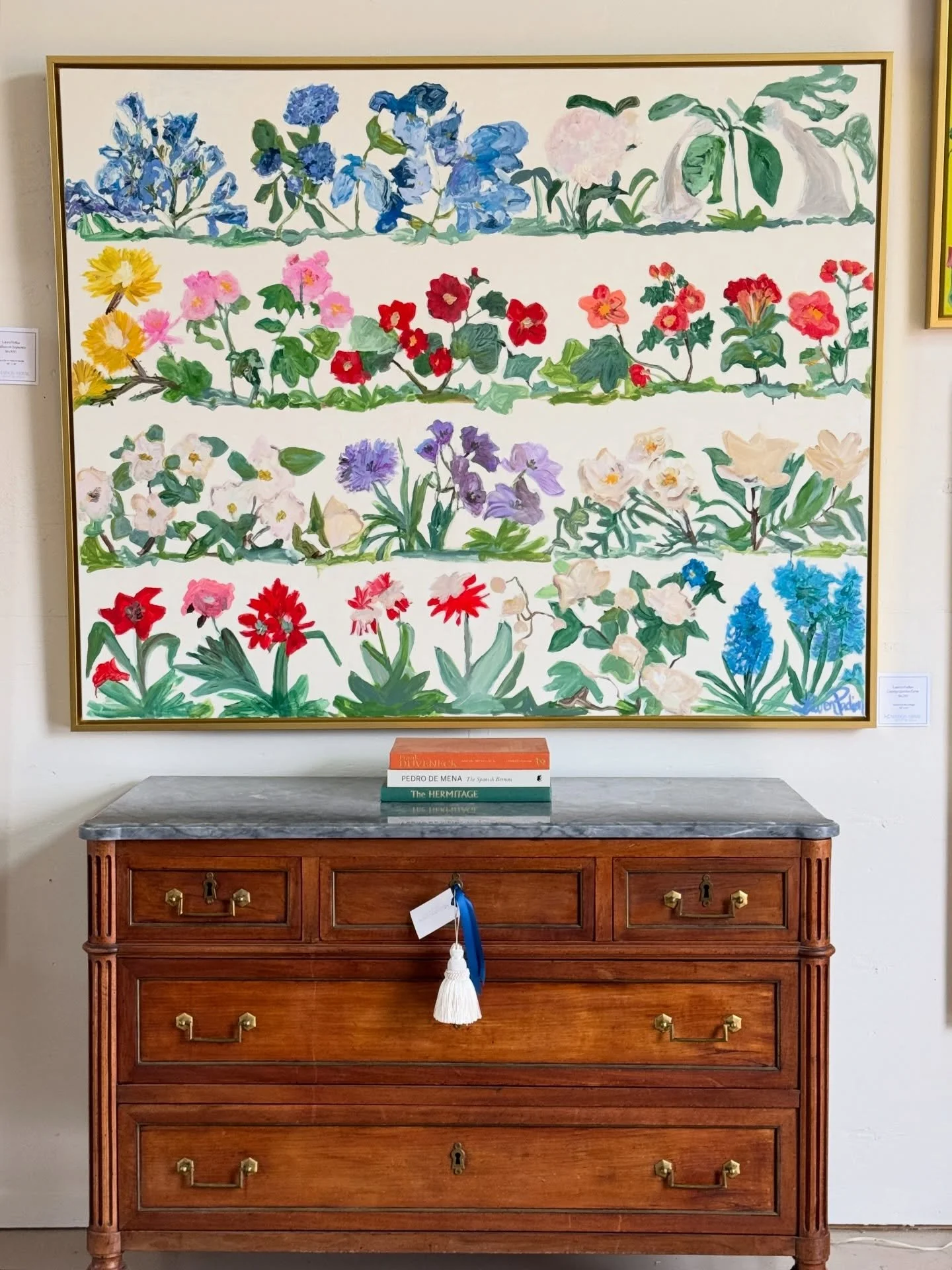 I love the timeless pairing of a French Antique with a contemporary piece of art, and @maisonmiral does it so well. 
The pop of bright red adds vibrancy to this floral piece. &ldquo;Cutting Garden Farm&rdquo; 61x49 available