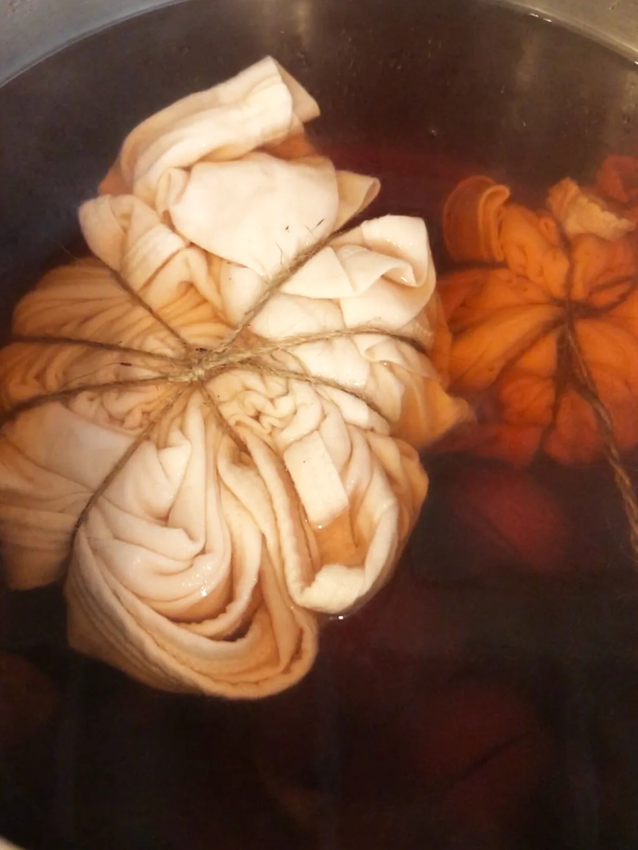 How to Dye Fabric With Avocado Pits (5Steps With Pictures) Kessler Ramirez Art & Travel