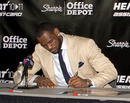 lebron-jamesjpg-f3fec69a1711fcac_large.jpeg
