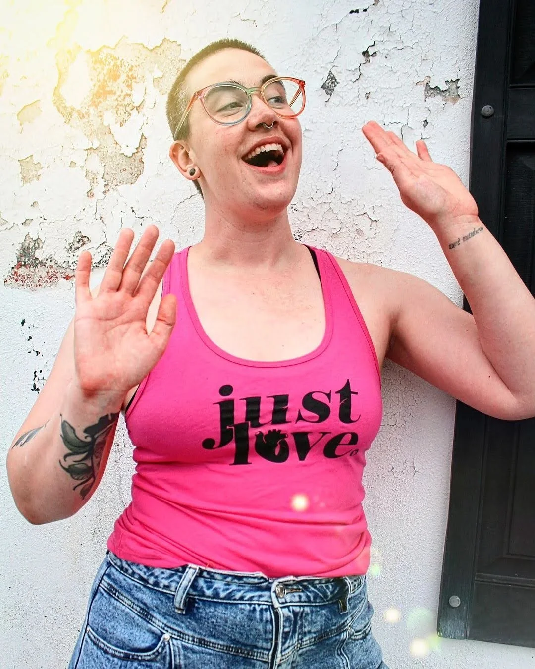 wearingloveapparel_3179414925905500672.jpg