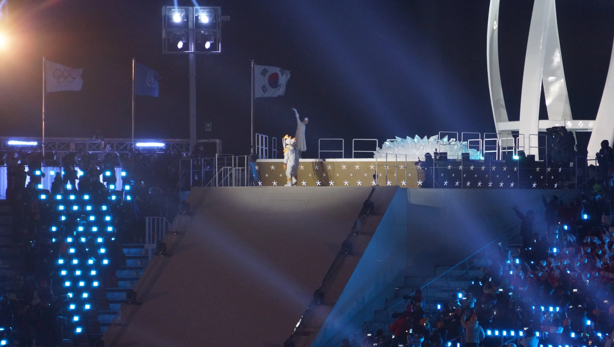 Opening Ceremony - Torch ending / Yuna Kim