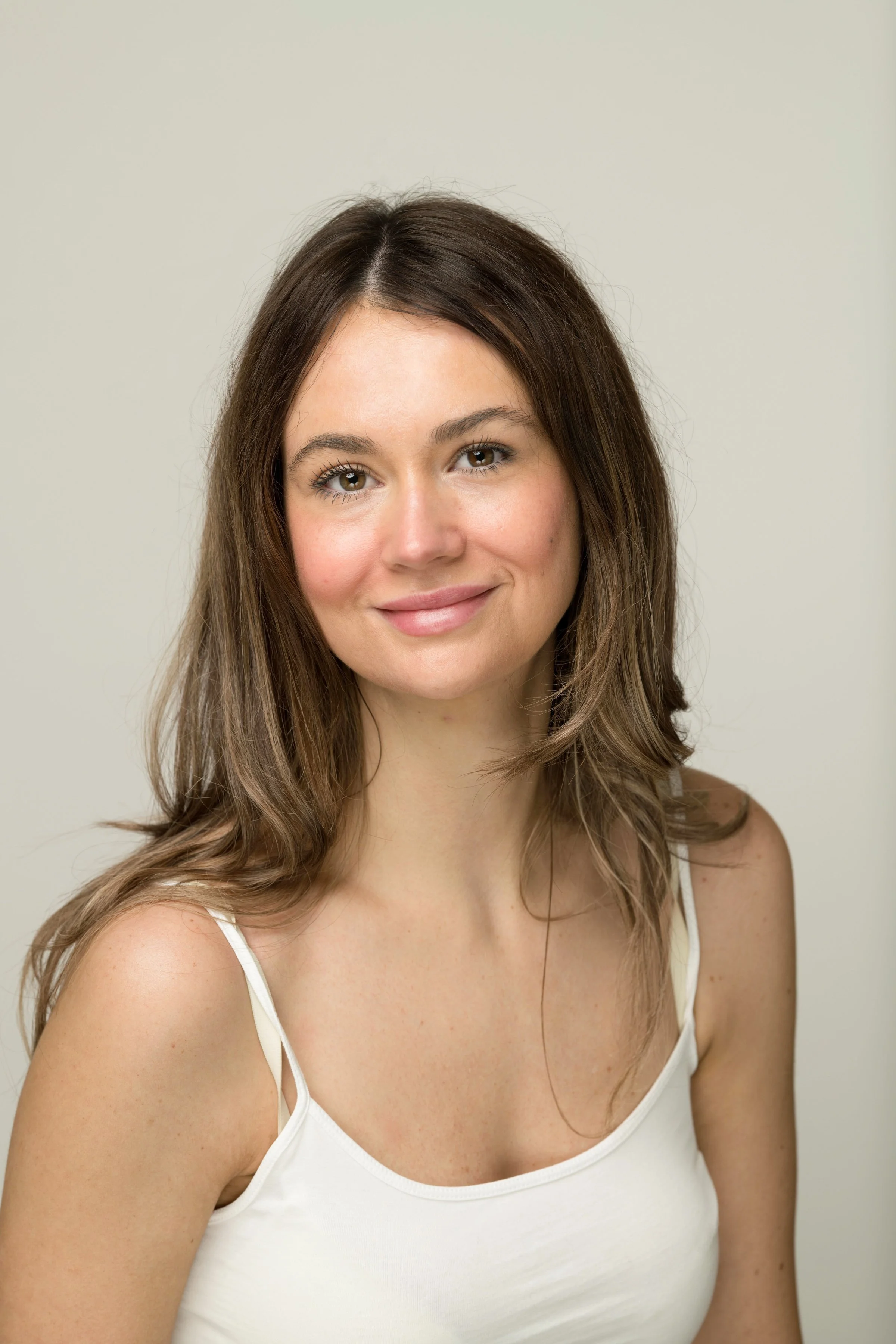  Katie Carroll is based in Cork and available to book now at Upfront Model Management.  Height: 5’ 8” Size: 8 Shoe: 5 Bust 32C 