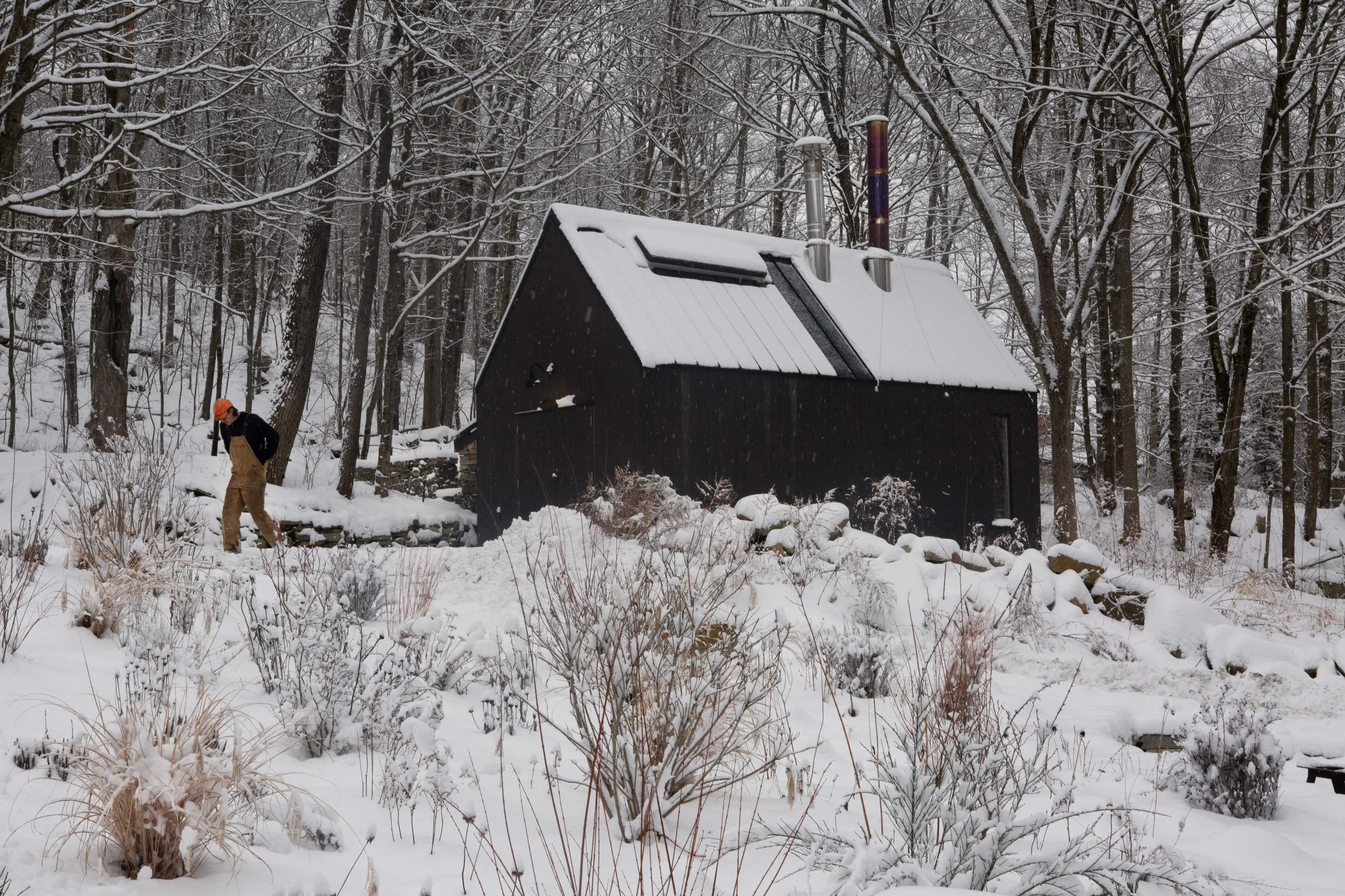 Laurel_And_Ash_Farm_Snowy-Sugarhouse_M1A9435.jpg