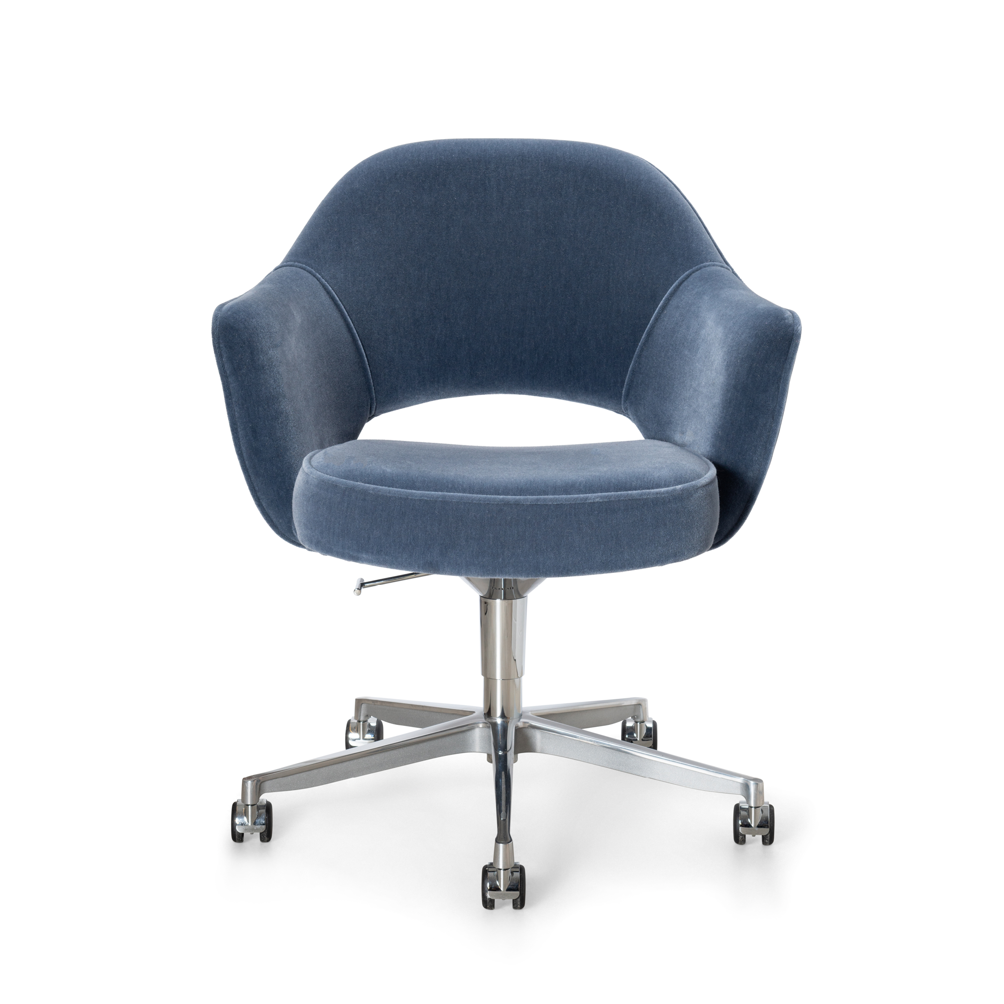 [AH-19] Saarinen Executive Arm Chair in Mohair with Contemporary Swivel Base - Square.png