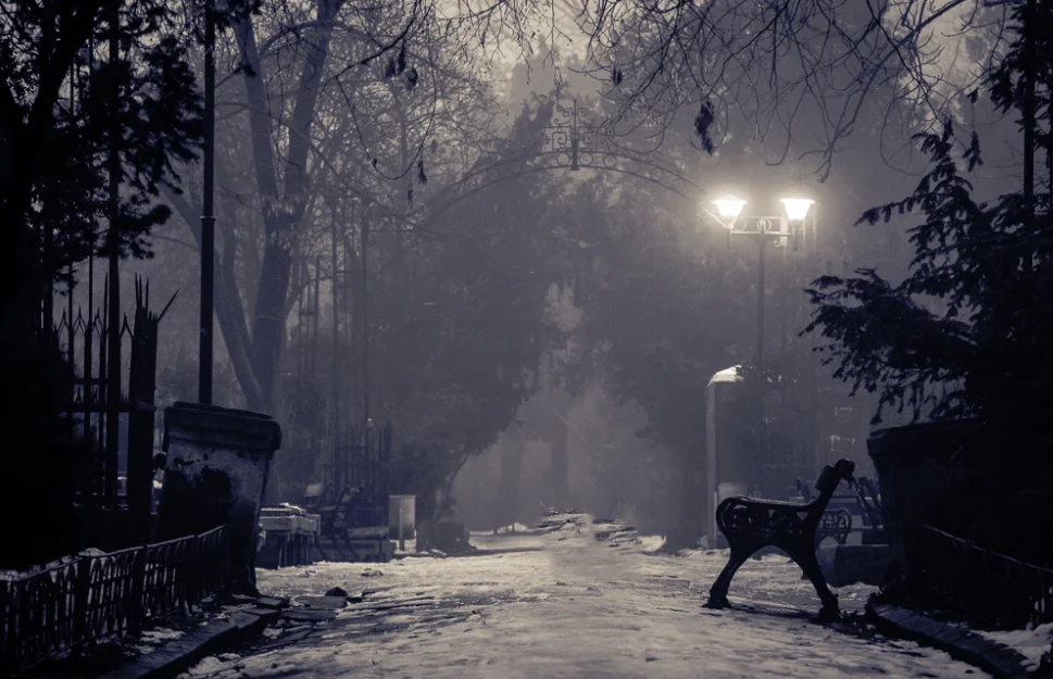 IU-Dawn.jpg