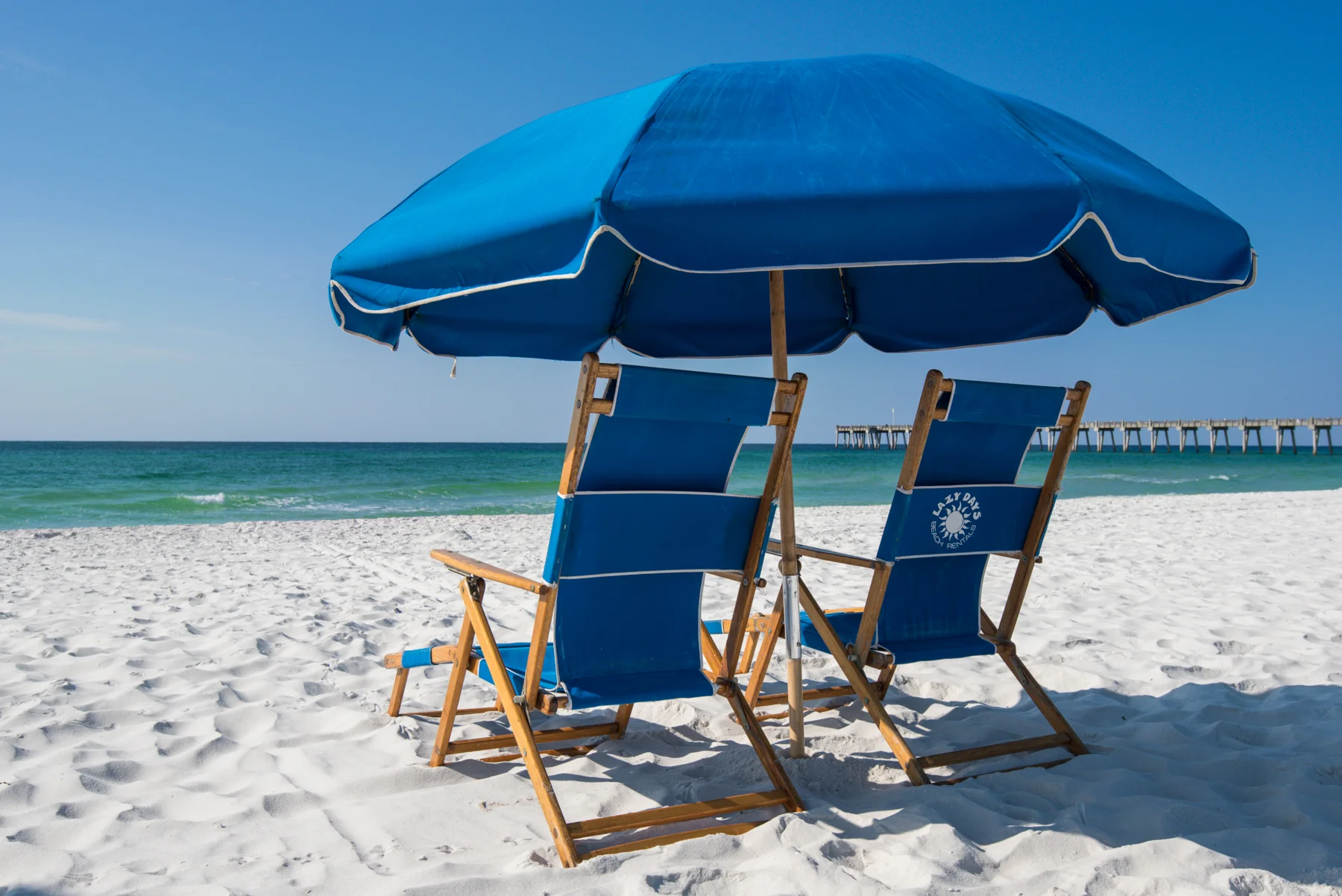 Residence at Nature Creek is just 15 minutes away from a fun day at the beach. Grab your beach towels and sunglasses for some fun at the sugar-white beaches of Pensacola Beach. Pensacola Beach offers the unique opportunity of having two different waterfront experiences. Beachgoers can enjoy the waves on the gulf side or go for the peacefulness of the sound side. The beach also has attractions, shopping, and fantastic dining. Parasailing, paddle boarding, and jet skiing are all fun ways to try water sports, and there are plenty of companies along the beach that offer these fun activities. Shops line the Pensacola Beach boardwalk on the sound side of the beach that offer all of the beach supplies and surf style clothing that you and your family might need. The atmosphere of the beach ranges from lively crowds at the main beaches to quiet secluded beaches. It is always a great day to spend at the beach no matter the season. Pensacola Beach is home to one of the longest barrier islands in the world. In 2016, Pensacola Beach received the honor of being named the best east coast beach. Visitors can also access Gulf Islands National Seashore—the nations longest stretch of protected seashore. The secluded park makes an ideal spot for biking, snorkeling, or kayaking. There are plenty of restaurants to choose from on the beach, especially if you are looking for quality seafood. Locals enjoy restaurants with a great view like Flounders and Red Fish Blue Fish. Every weekend can be like a vacation when Residence at Nature Creek is your home.