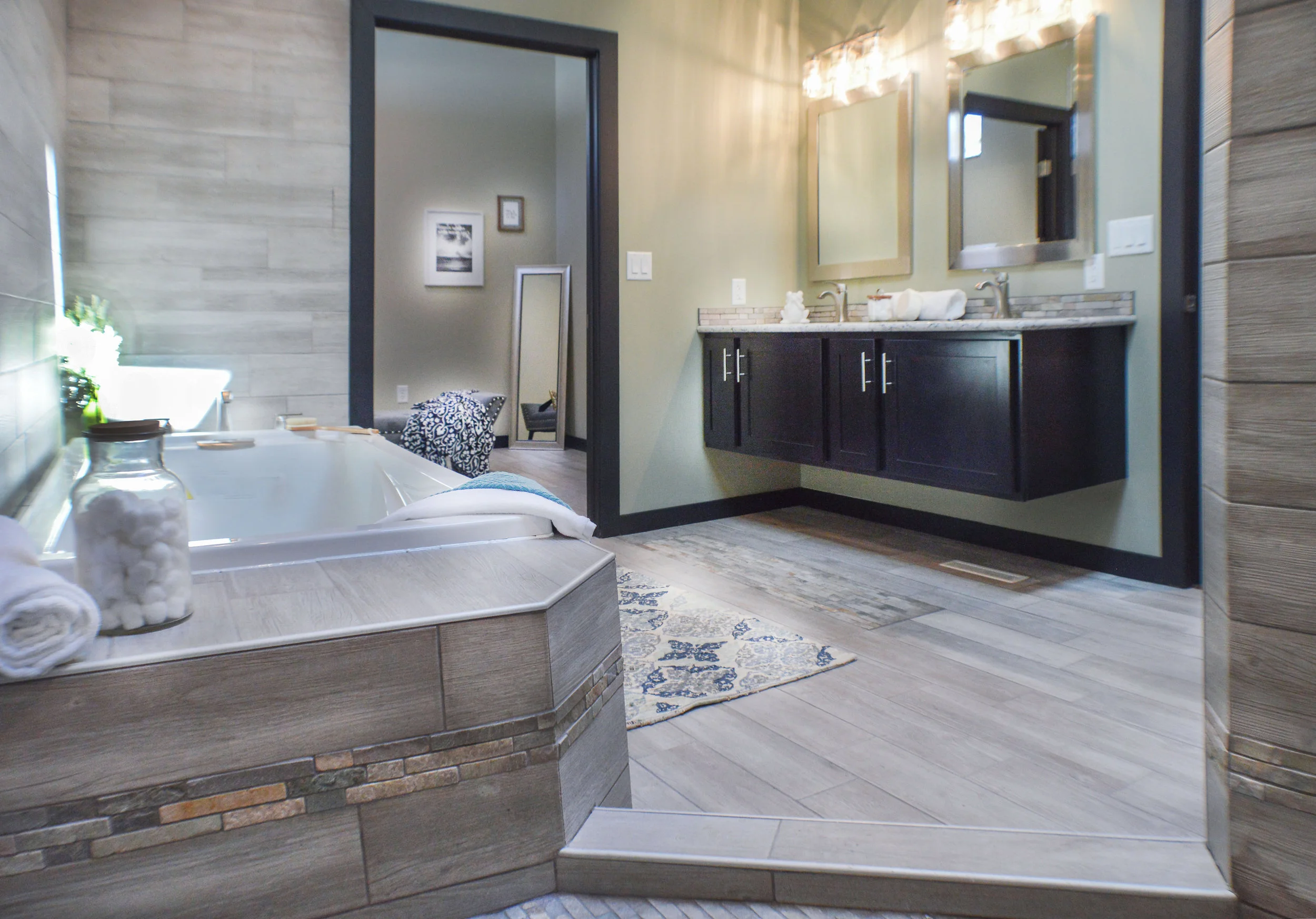 MasterBath.jpg
