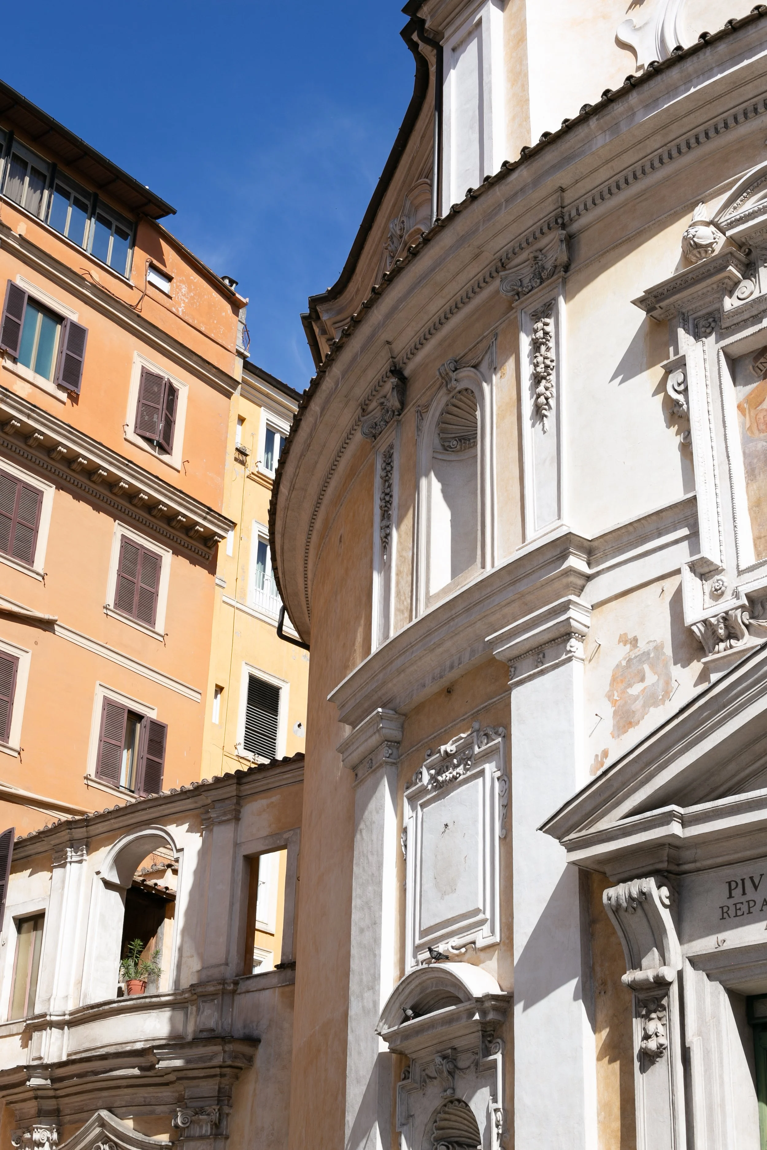 Rome Architecture -1.jpg