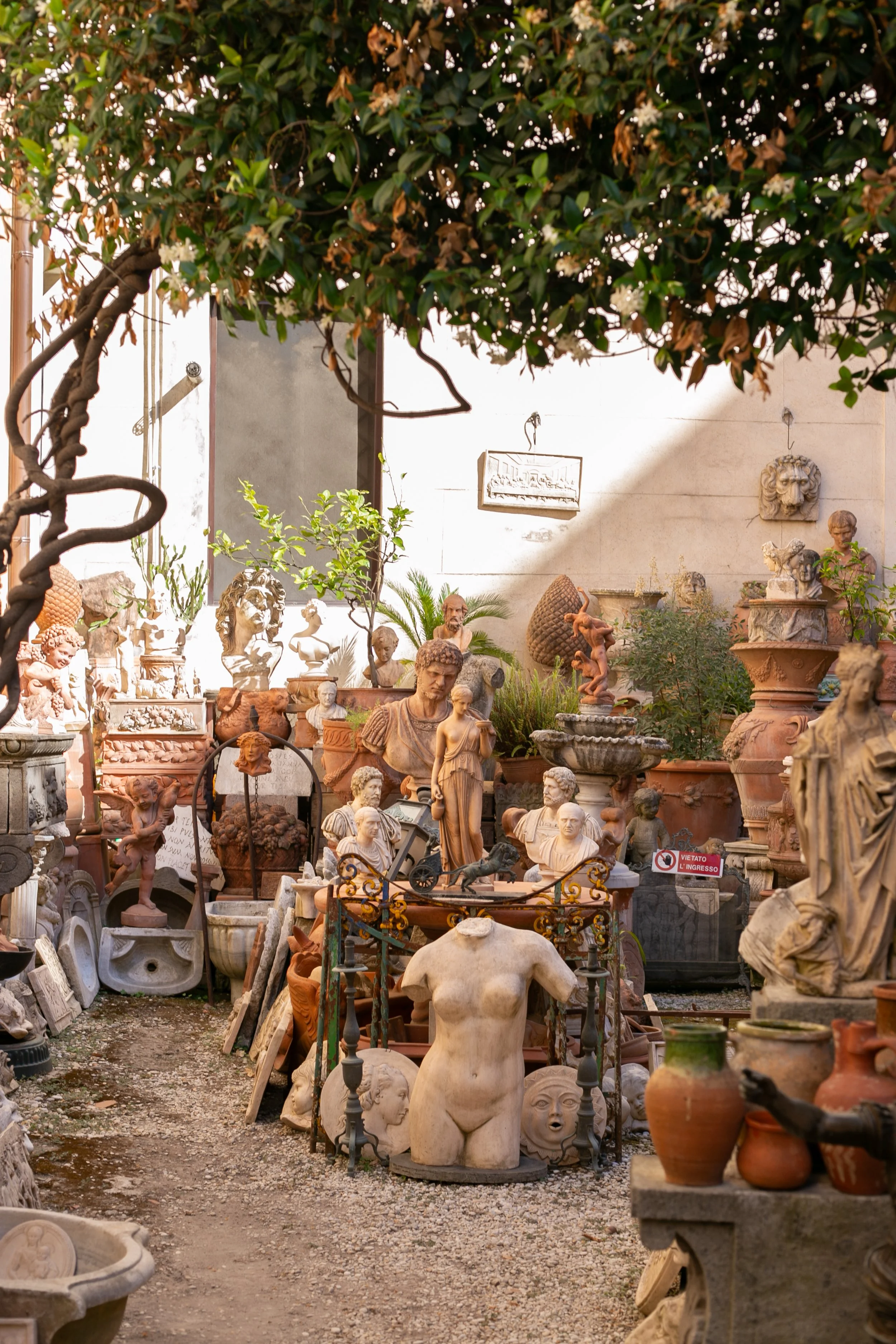 Rome Statue Garden-1.jpg