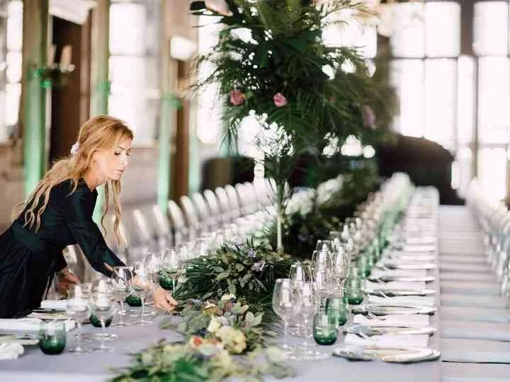 6 Reasons why hiring a wedding planner will save you time