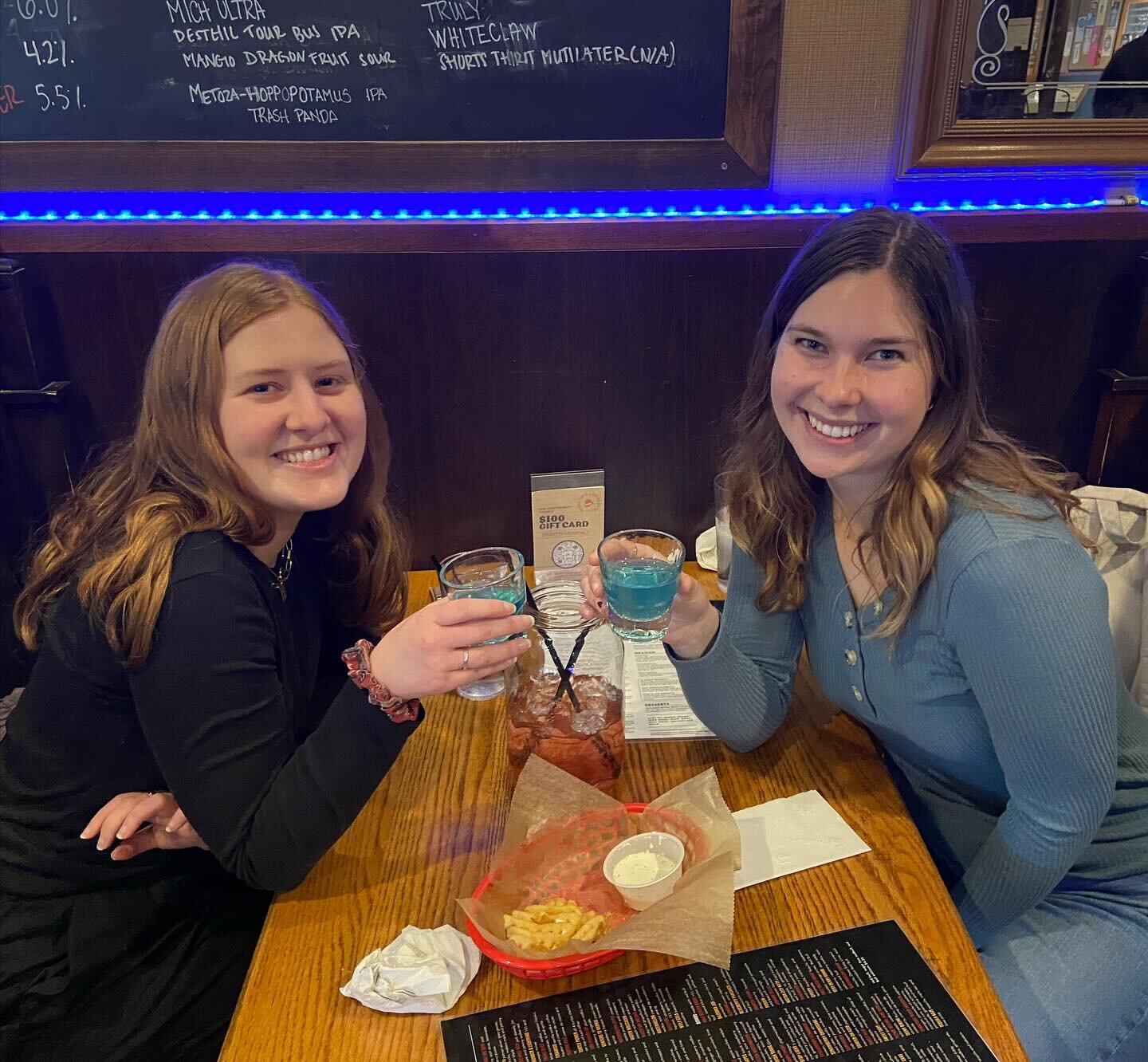 Thank you to Abby for the name of this week&rsquo;s shooter special! @abbshack 

$4 - &ldquo;Juwan Last Shot For The Road&rdquo;
Rum, Peach Schnapps, Island Blue Pucker

You can order this shooter anytime through Sunday!