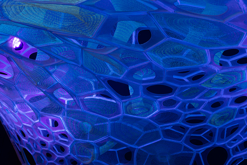 polythread-knitted-textile-pavilion-jenny-sabin-cooper-hewitt-design-triennial-designboom-05.jpg