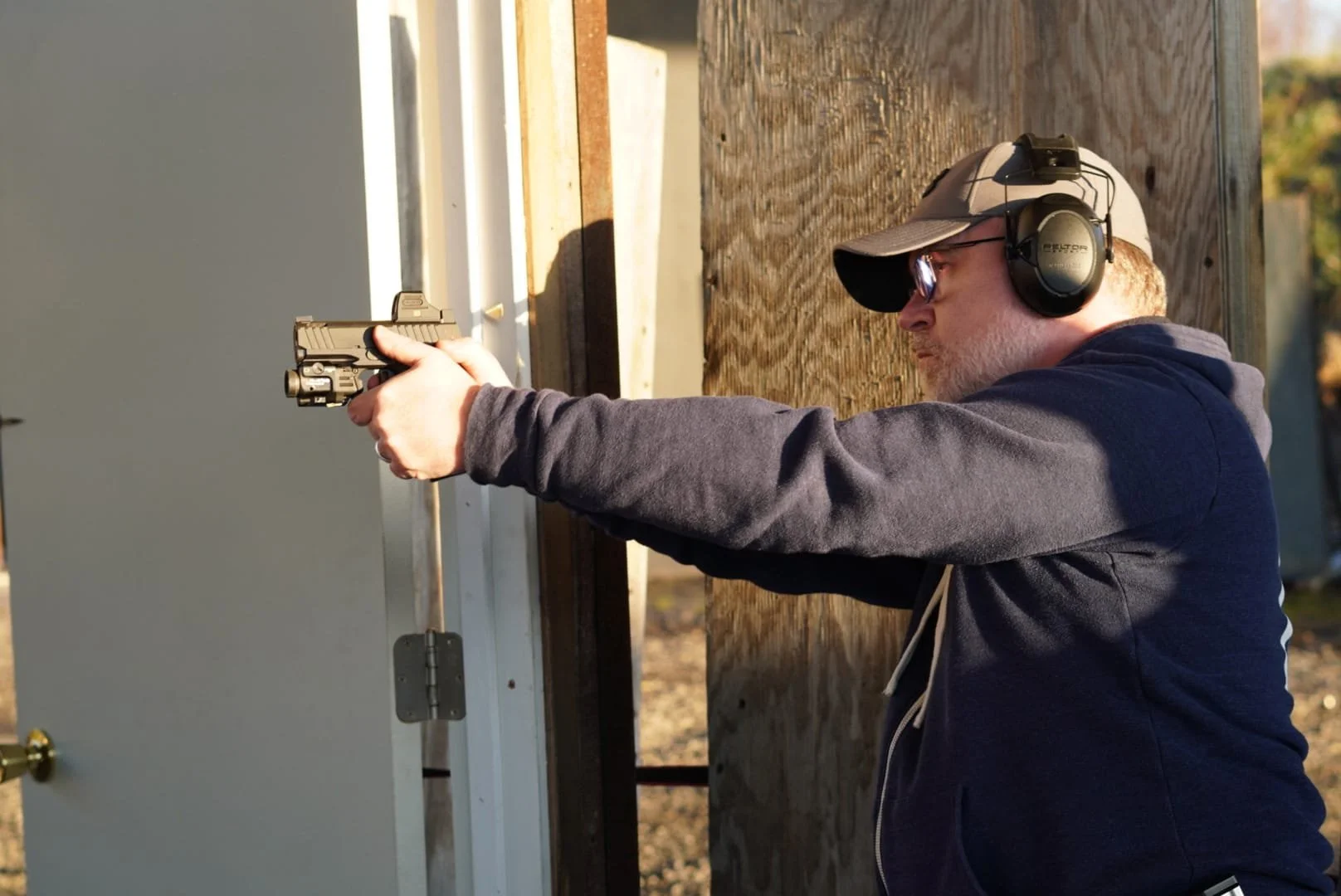 Should You Carry a Backup Gun?