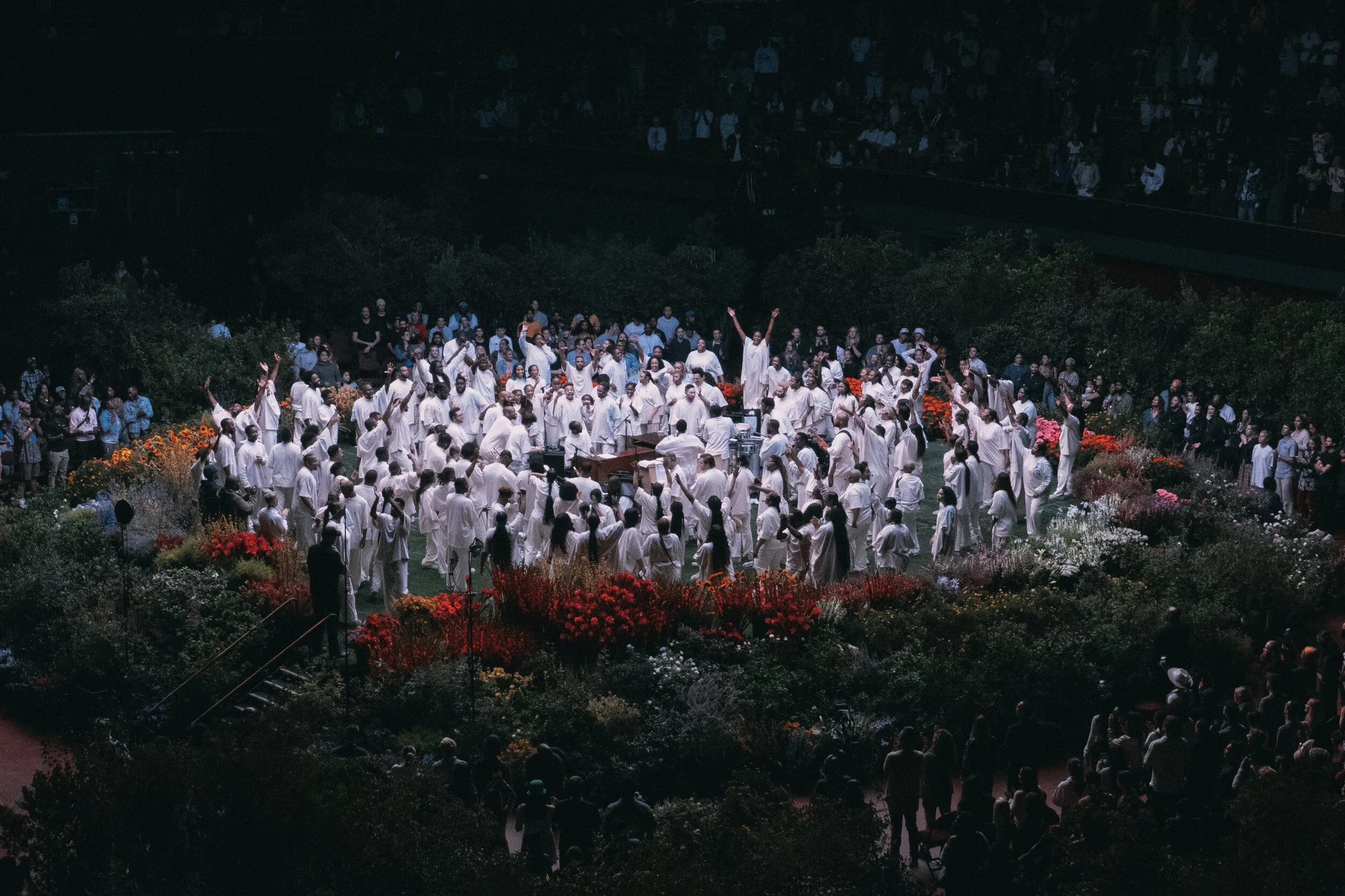 Kanye West (Sunday Service)