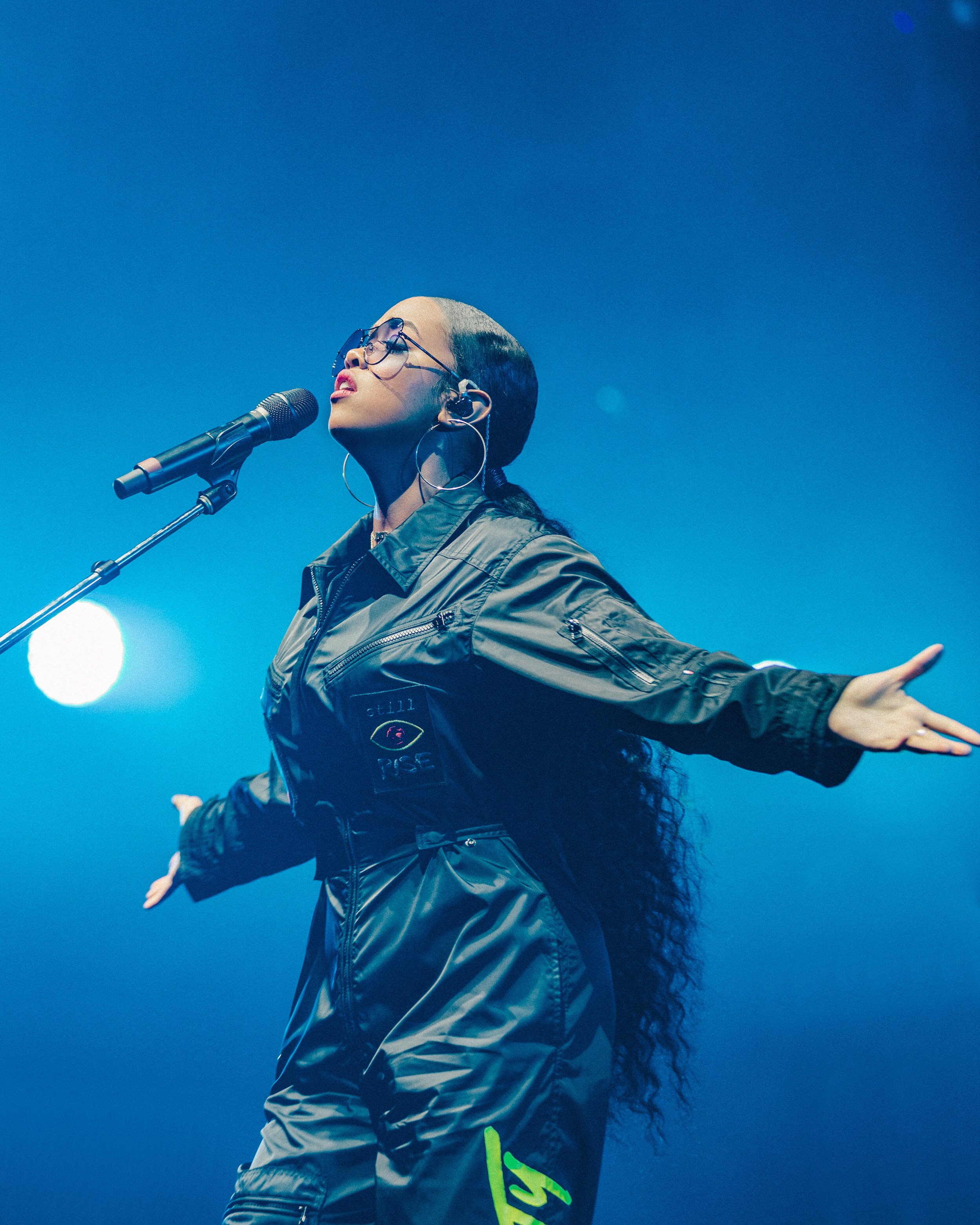 H.E.R.