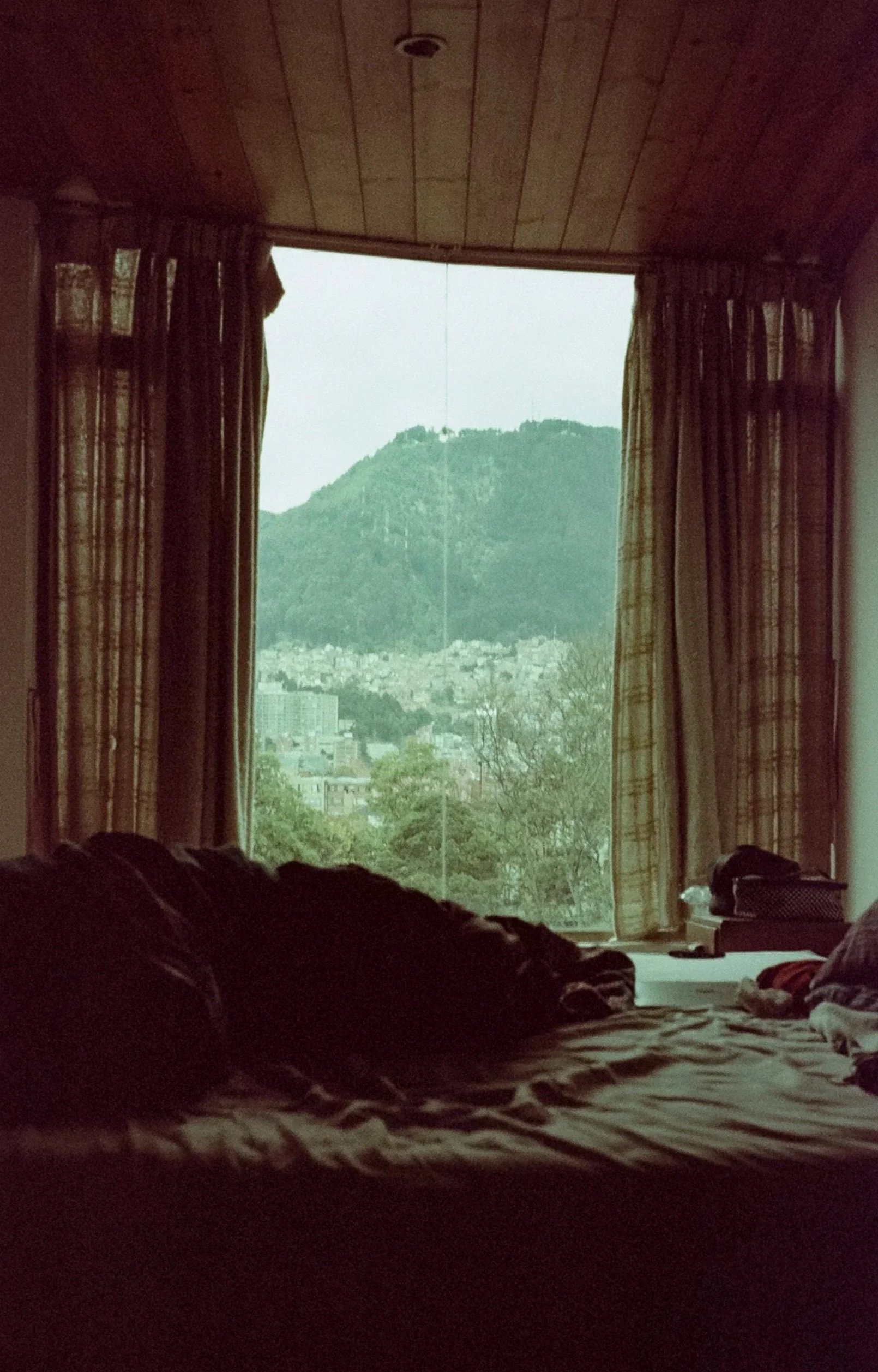 472884_0049_35-2.jpg