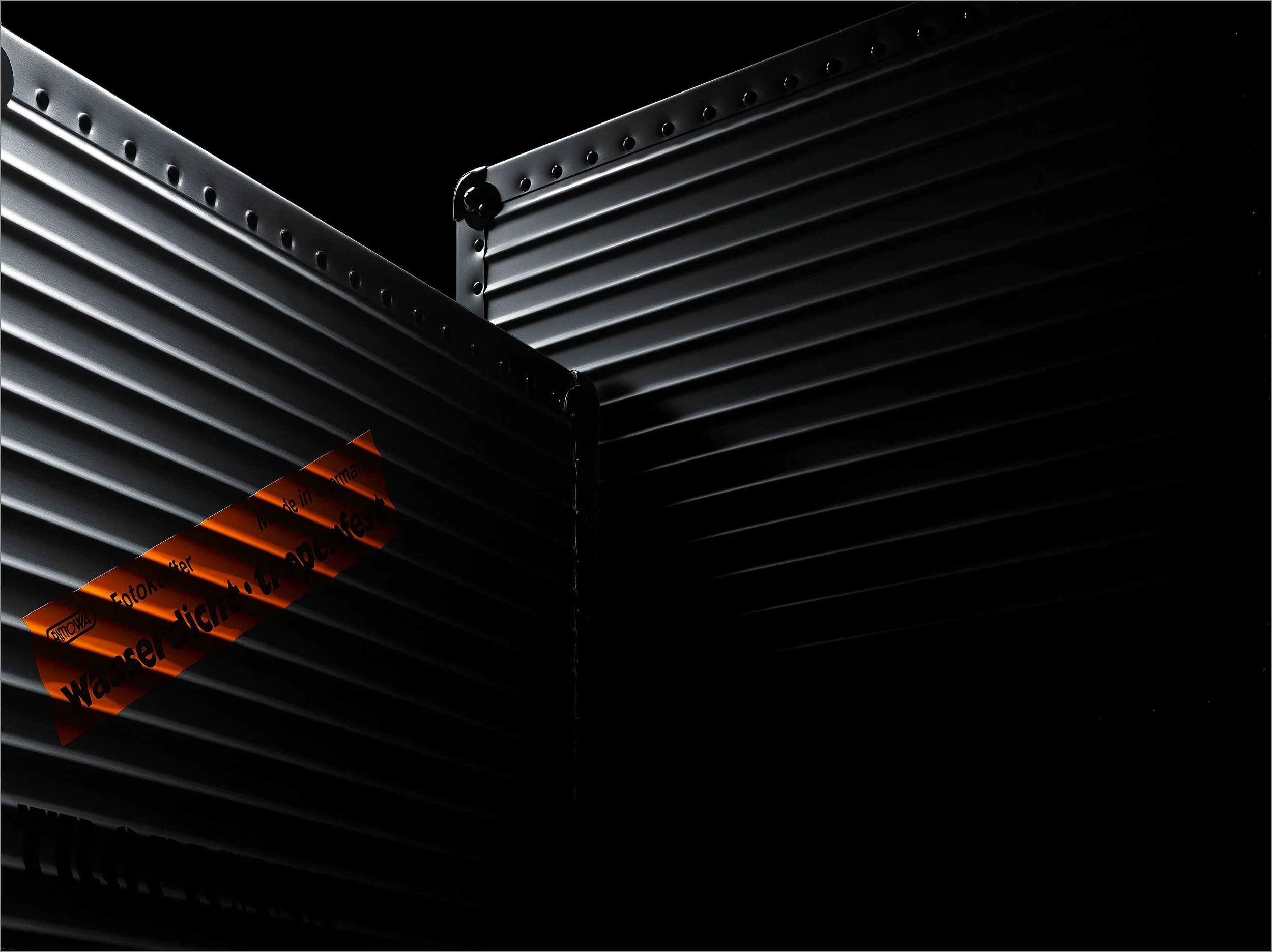 RIMOWA_SHOT 1.jpg
