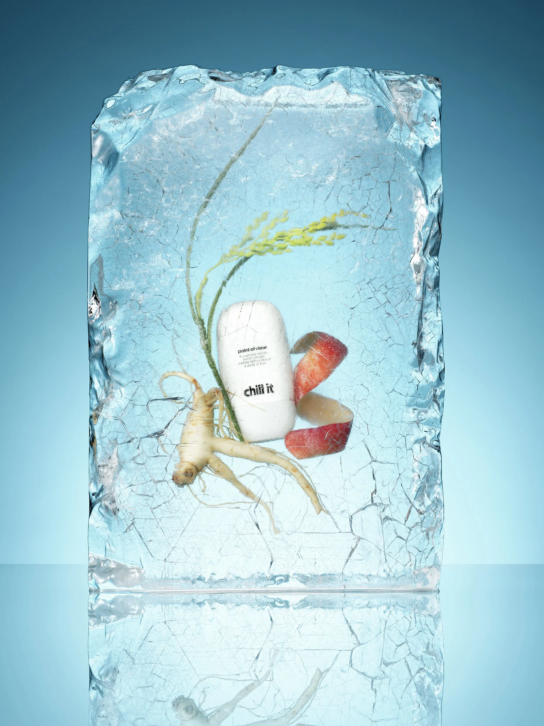 260325_POV_Beauty_Chill_It_+_Ingredients_In_Ice.jpg