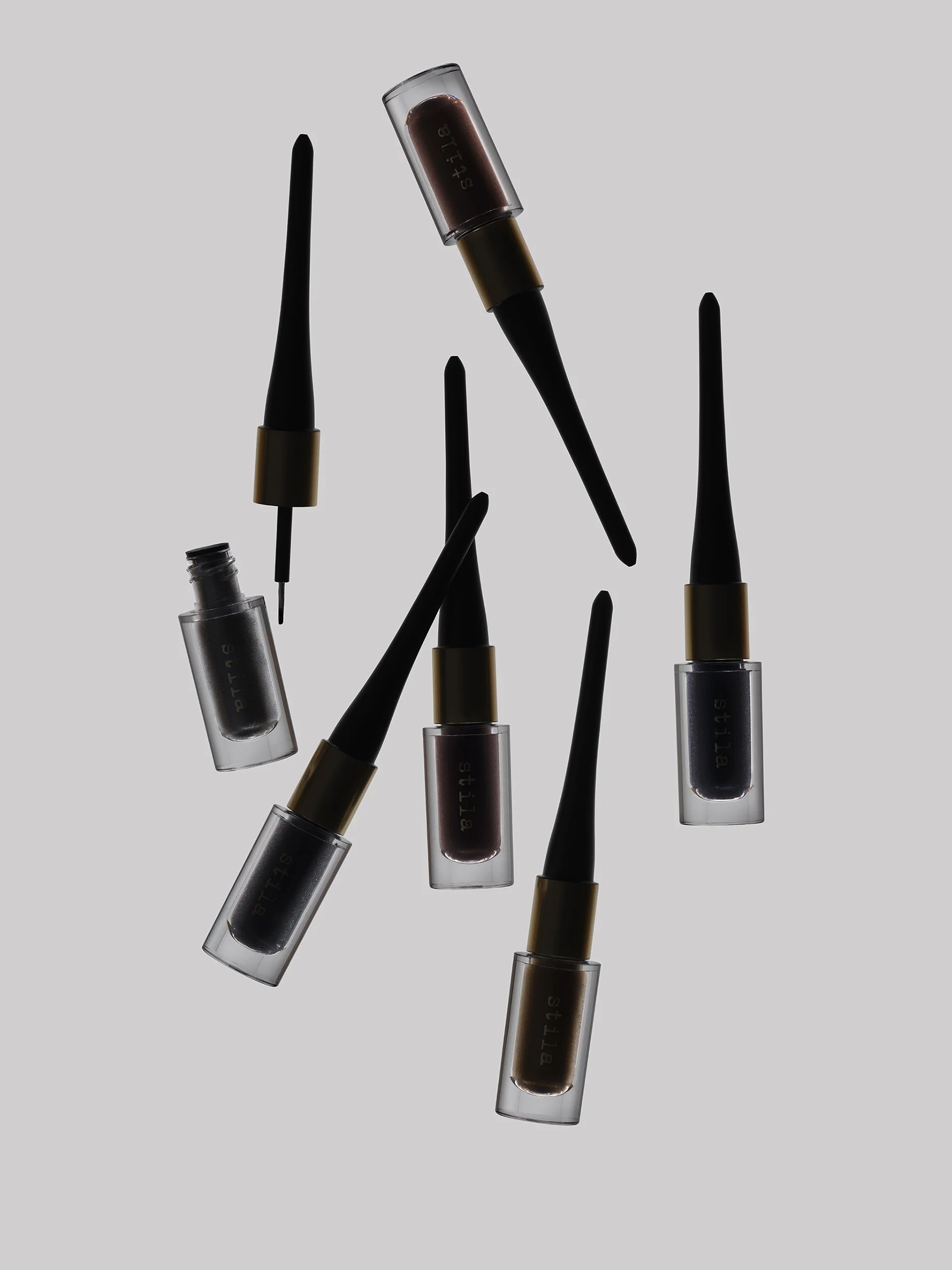 Stila_Fall25_Inkwear_KV_Overhead_Reveal.jpg
