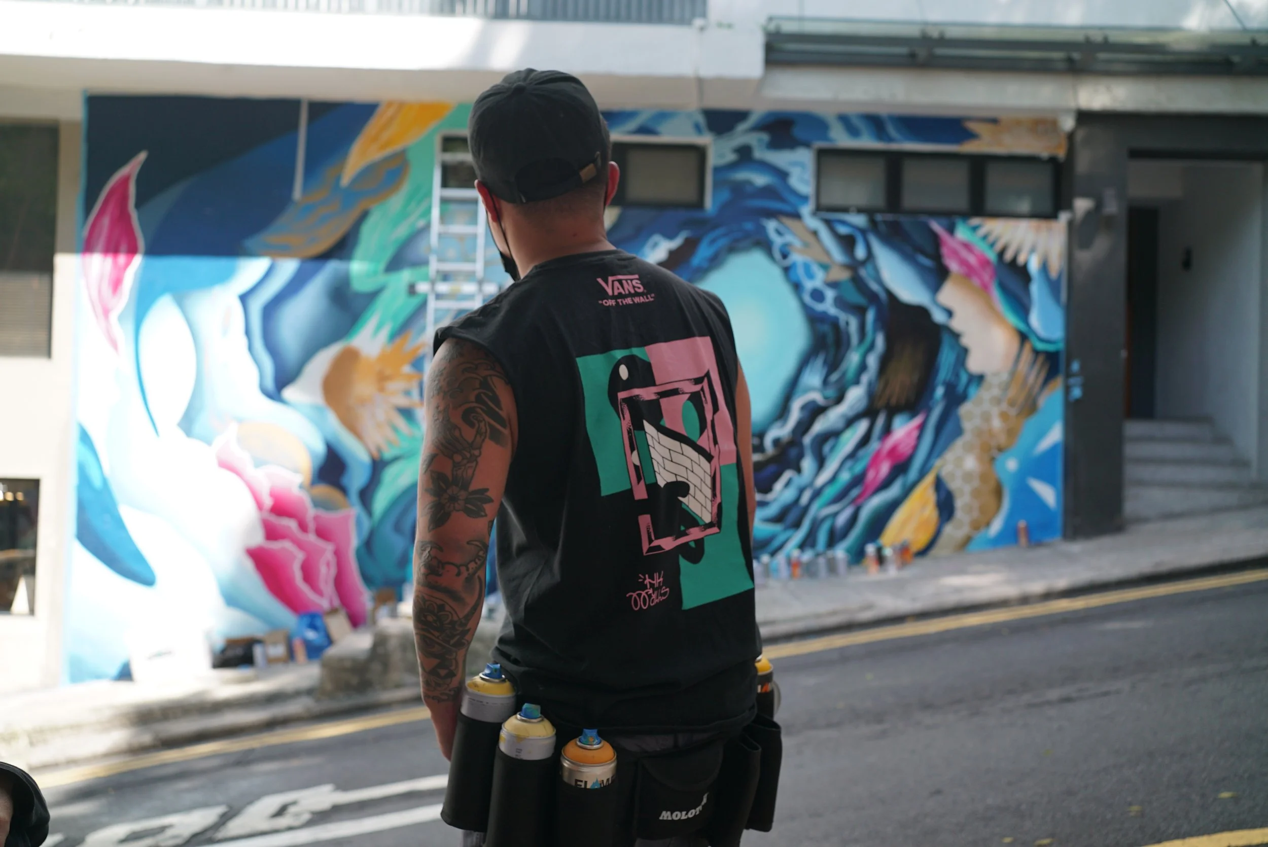 Johnnie Walker Blue Label gift box and Mural