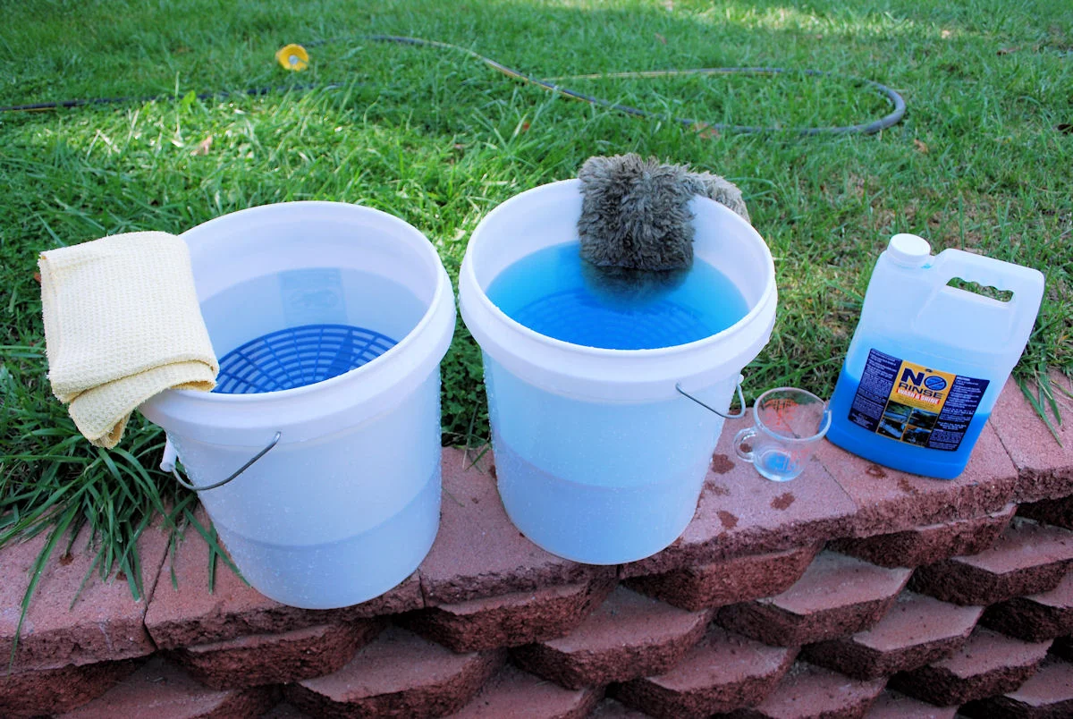 Two-Bucket-Wash.jpg