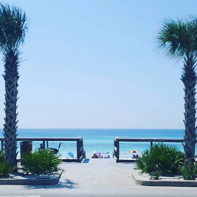 First full day on Vacation... slight detour from #myrtlebeach  because of #hurricanedorian ...thankfully we found this gem near #destin ... Live life with the flexibility to follow the current and adapt to your situations. We could have easily been b