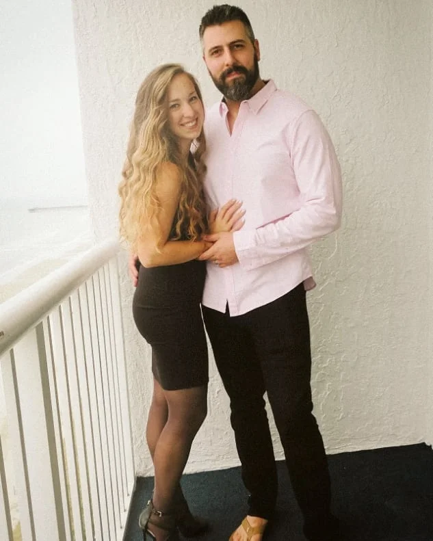Thankful everyday for this beautiful woman of God @taymeophotography . She absolutely lights up my life and brings so much joy to me and my family. She diligently strives to be the best she can be working with what seems to me an eternal energy as a 