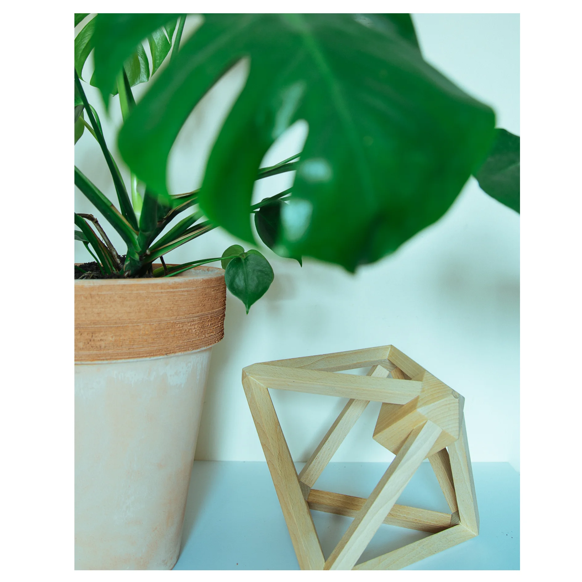Sugo_Lab_The_Edios_Lamp_Handcrafted_Geometric_Wooden_Lamp_Top 1.jpg