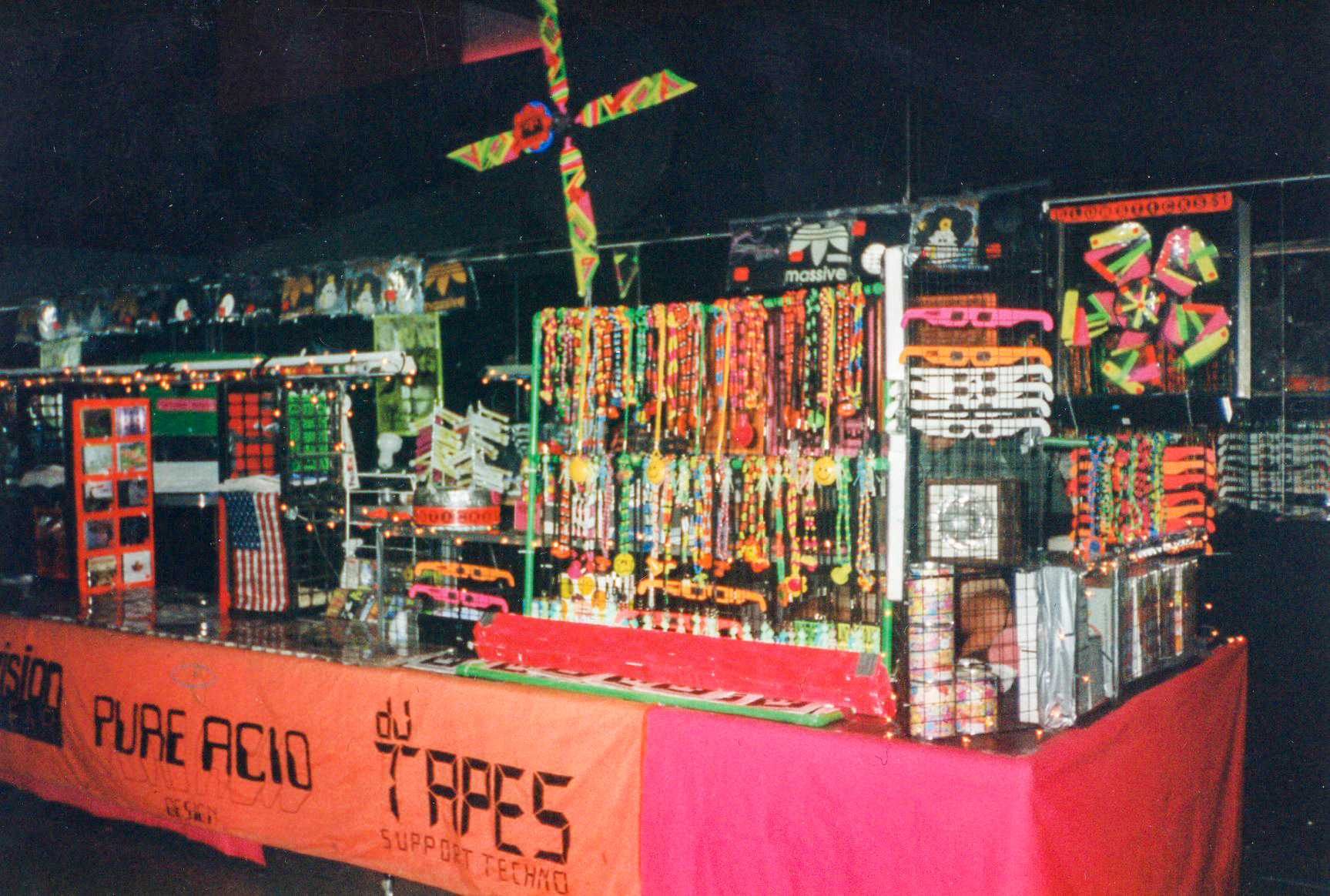 Pure Acid Mixtape booth getting bigger and bigger...