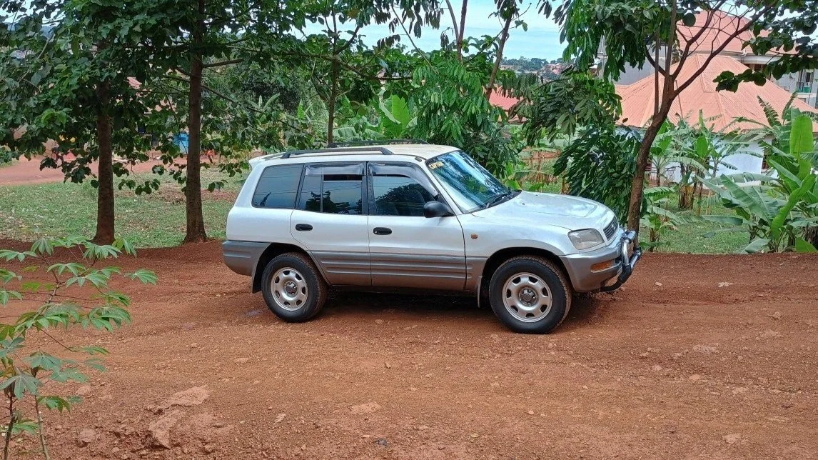 car-rental-home-of-friends.jpg