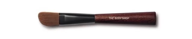 I wouldn't even think of applying a mask without my fave masking brush.