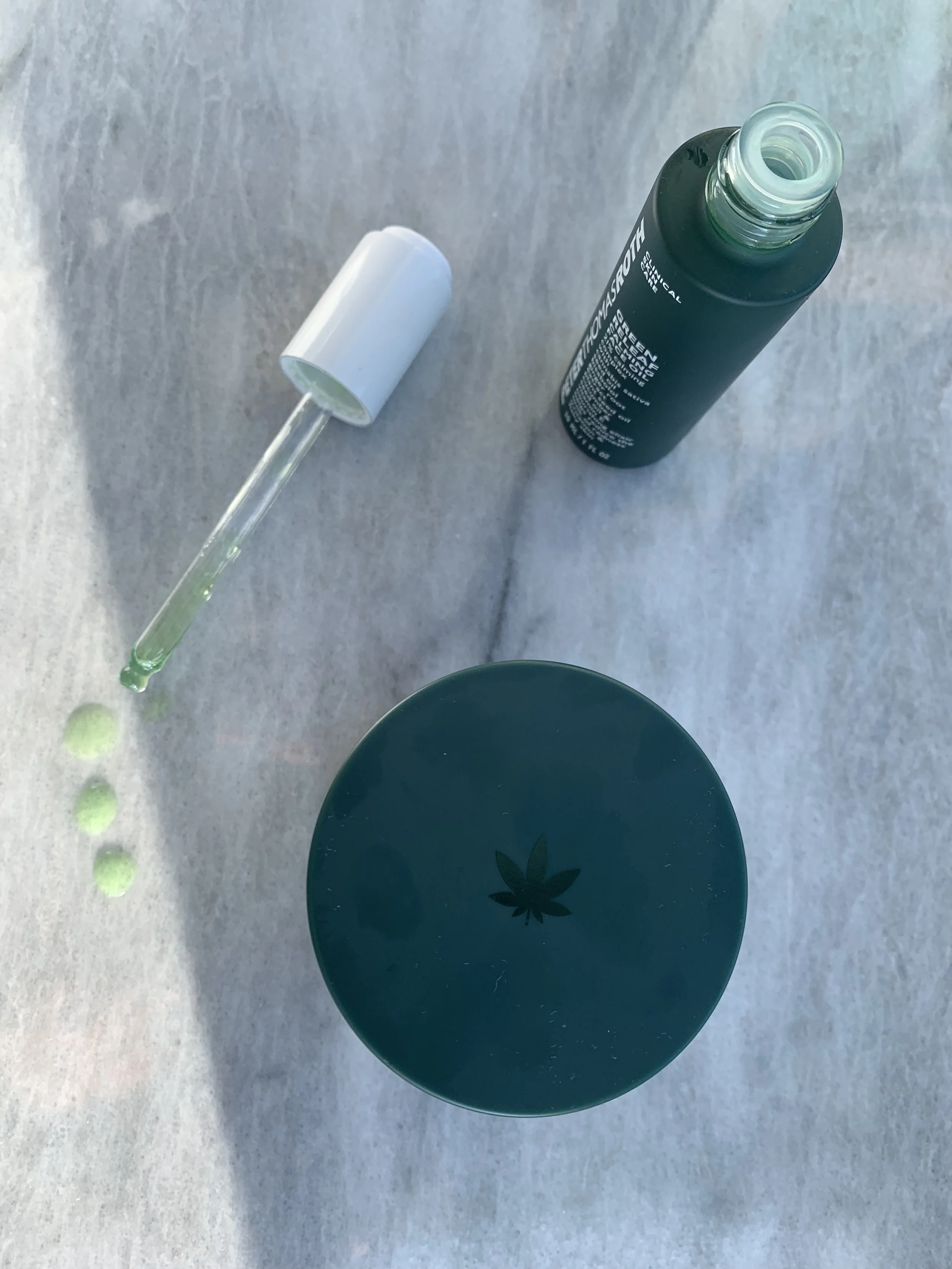 SKINCARE 101 : THE BUZZ ON CANNABIS (HEMP OIL) IN FACIAL SKINCARE 