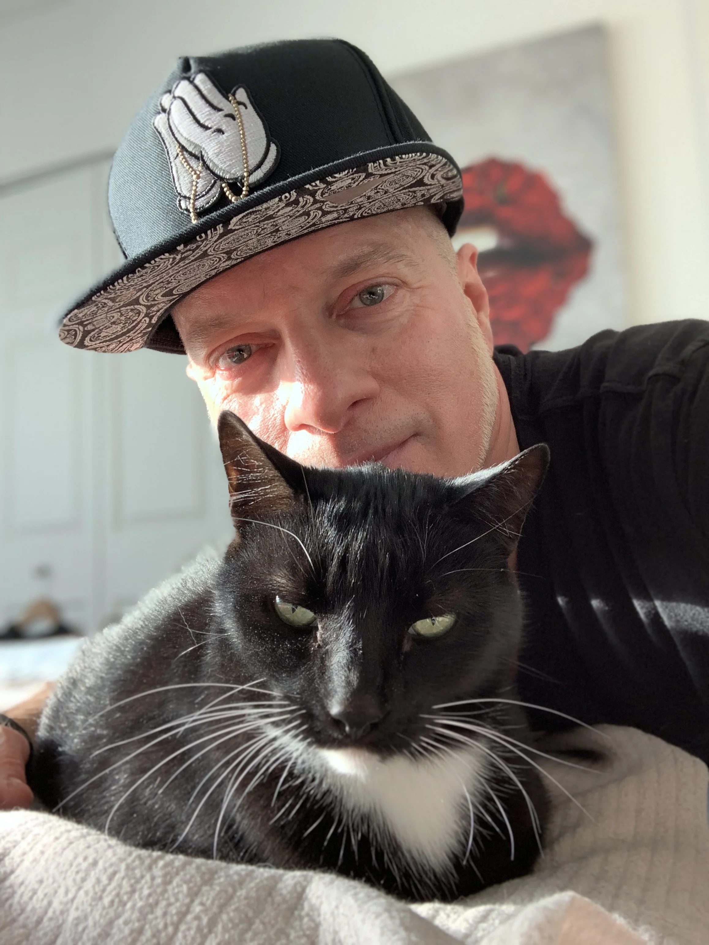 Happy Sunday from Orpheus and me.