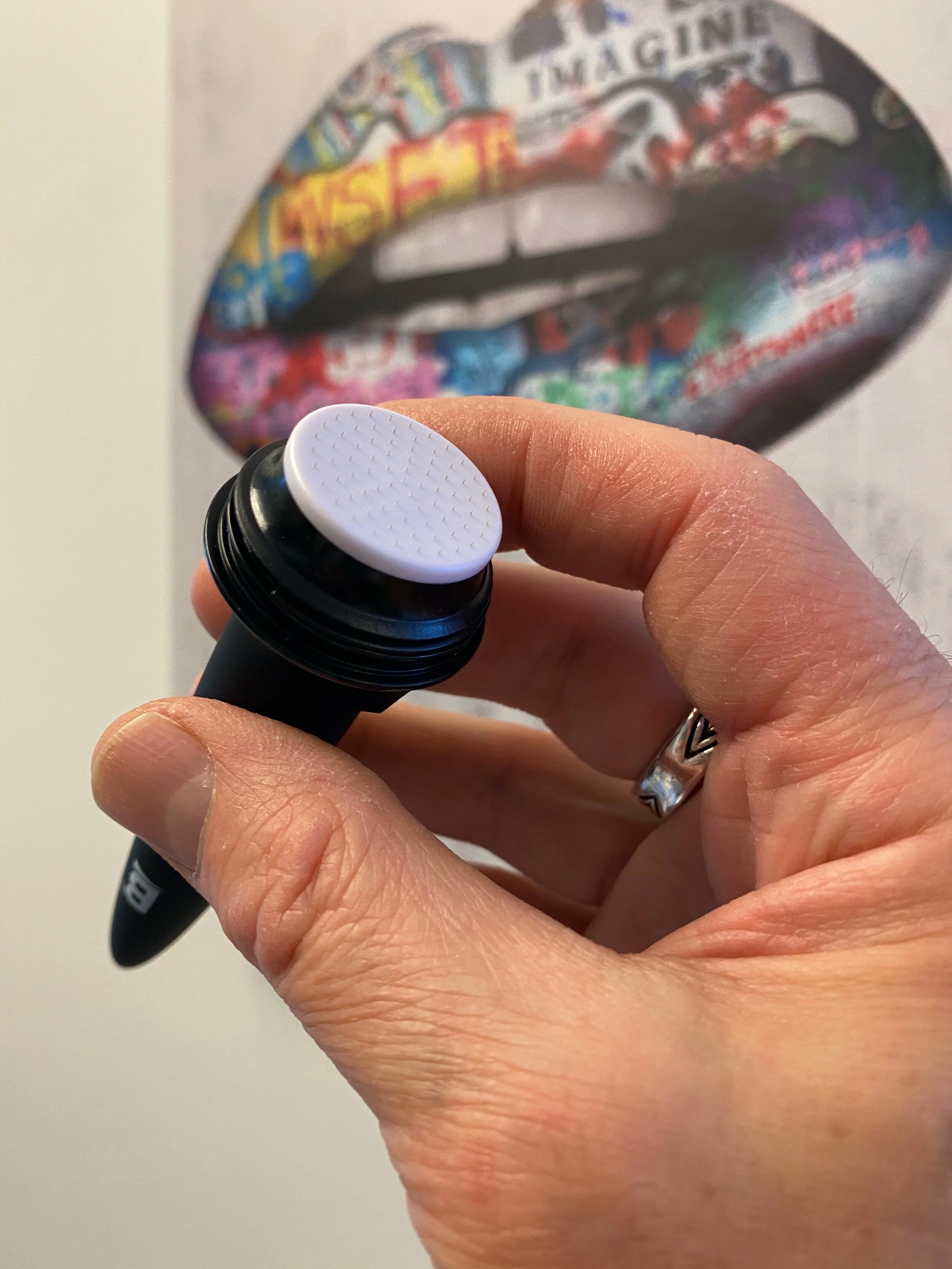 PRODUCT REVIEW: BANISH BANISHER 2.0 MICRONEEDLING DEVICE - ONE OF THE BEST ACNE MARK TREATMENTS FOR ACNE SCARS