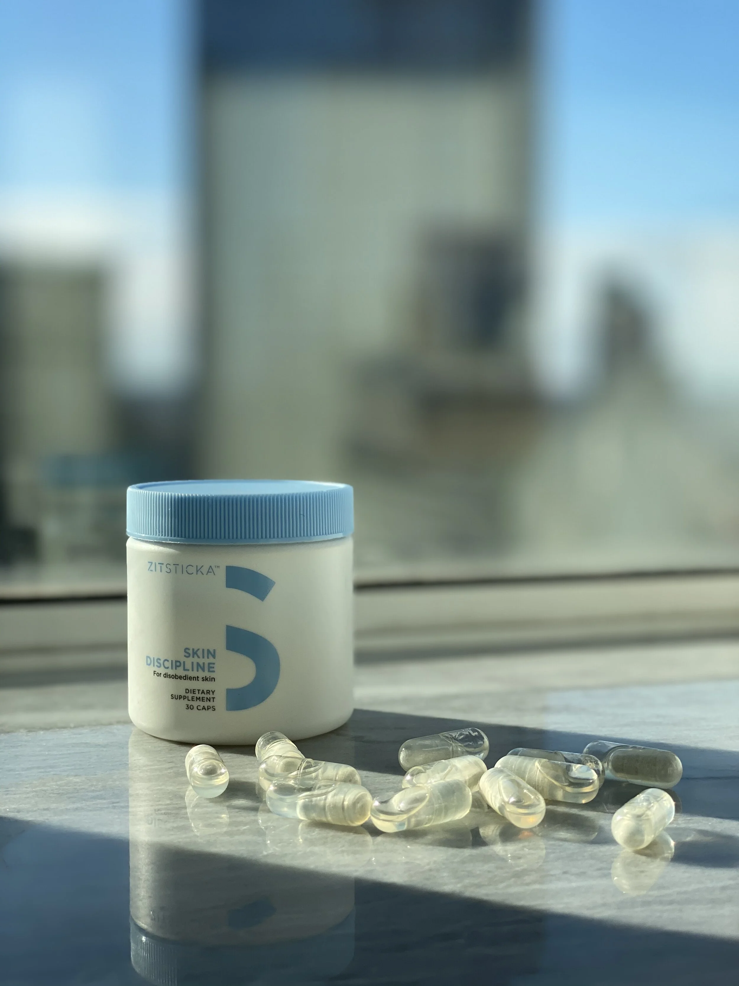 PRODUCT REVIEW: ZITSTICKA SKIN DISCIPLINE BREAKOUT DEFENSE SUPPLEMENTS – DAILY PROBIOTIC ACNE TREATMENT FOR BLEMISHES