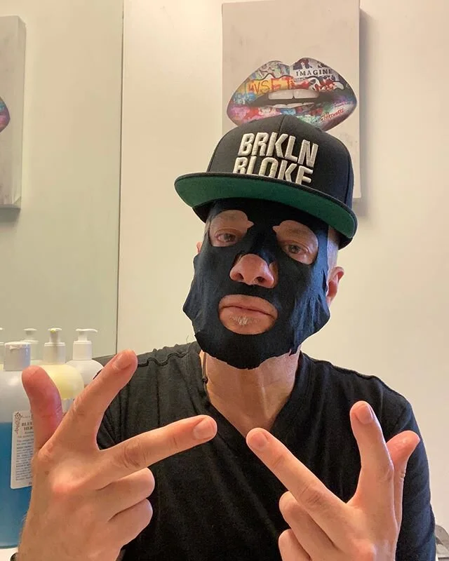 HOW OFTEN DO YOU SHEET MASK? AND WHAT BRANDS DO YOU &hearts;️⁉️
_______________________________________________________
It&rsquo;s been a min since I did a sheet mask. I dunno why &mdash; it&rsquo;s really the quickest, most effective way to shut dow