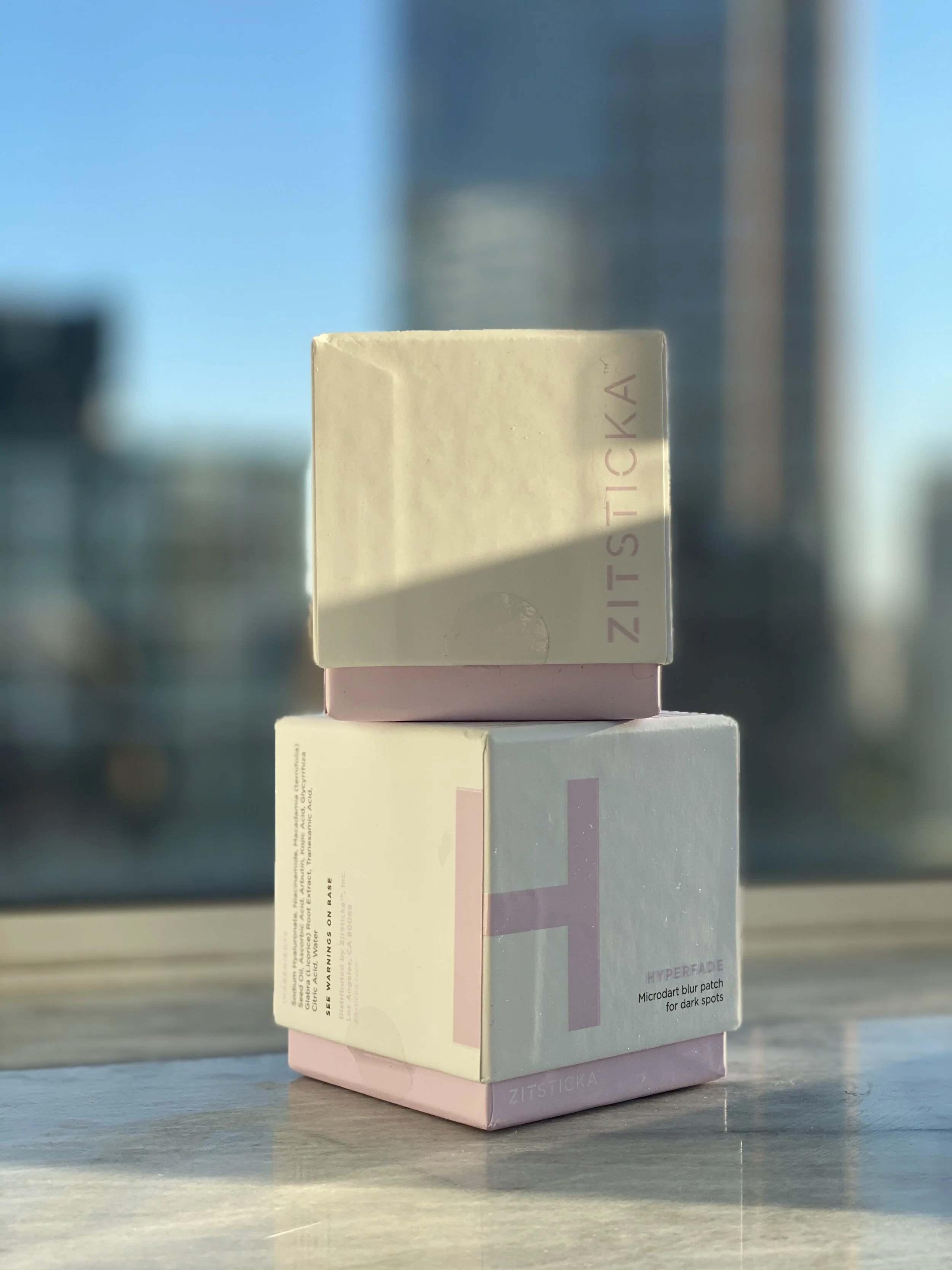 PRODUCT REVIEW: ZITSTICKA HYPERFADE MICRODART BLUR PATCH - THE BEST DARK SPOT TREATMENT FOR ACNE MARKS