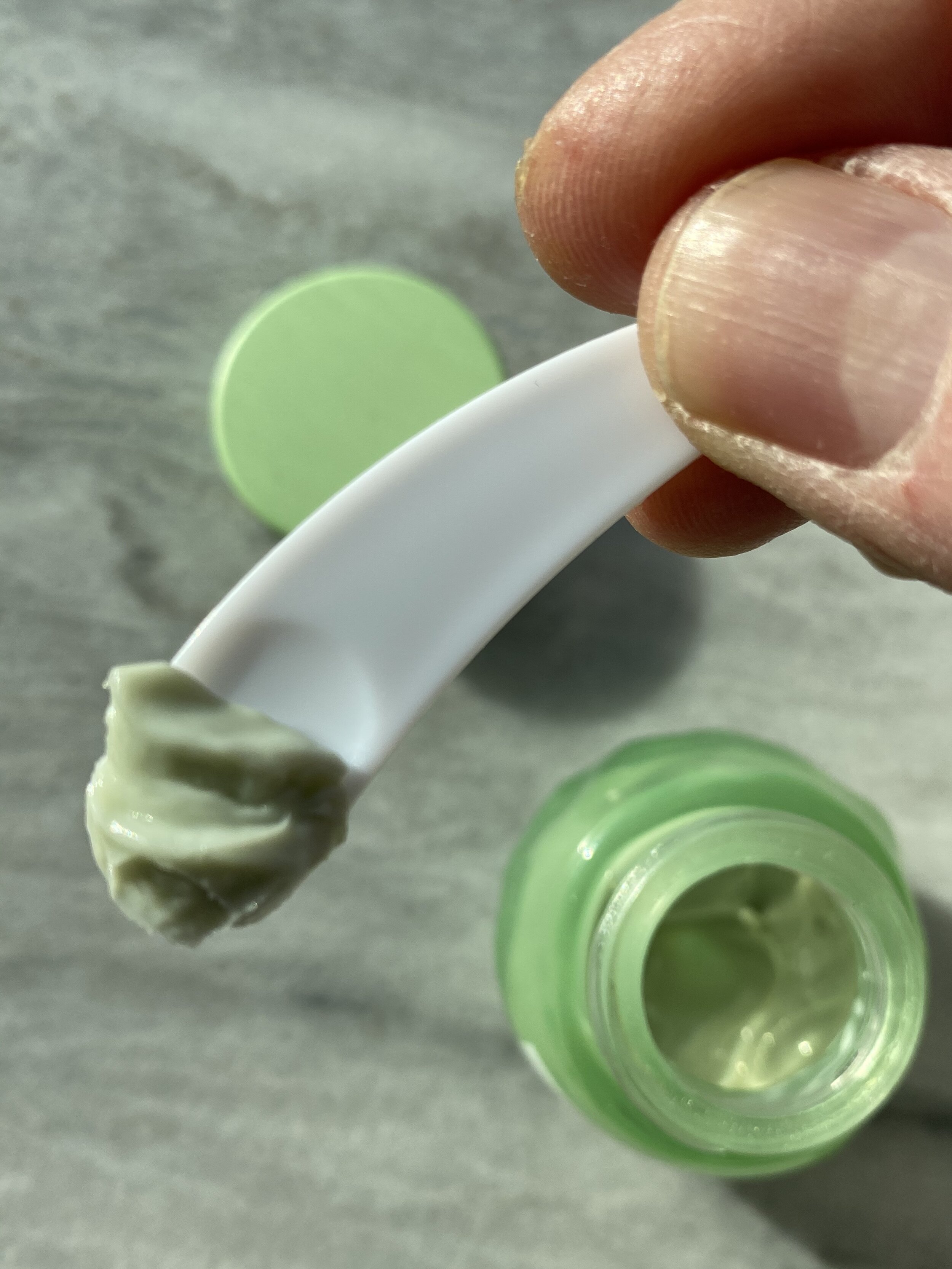 glow retinol eye cream