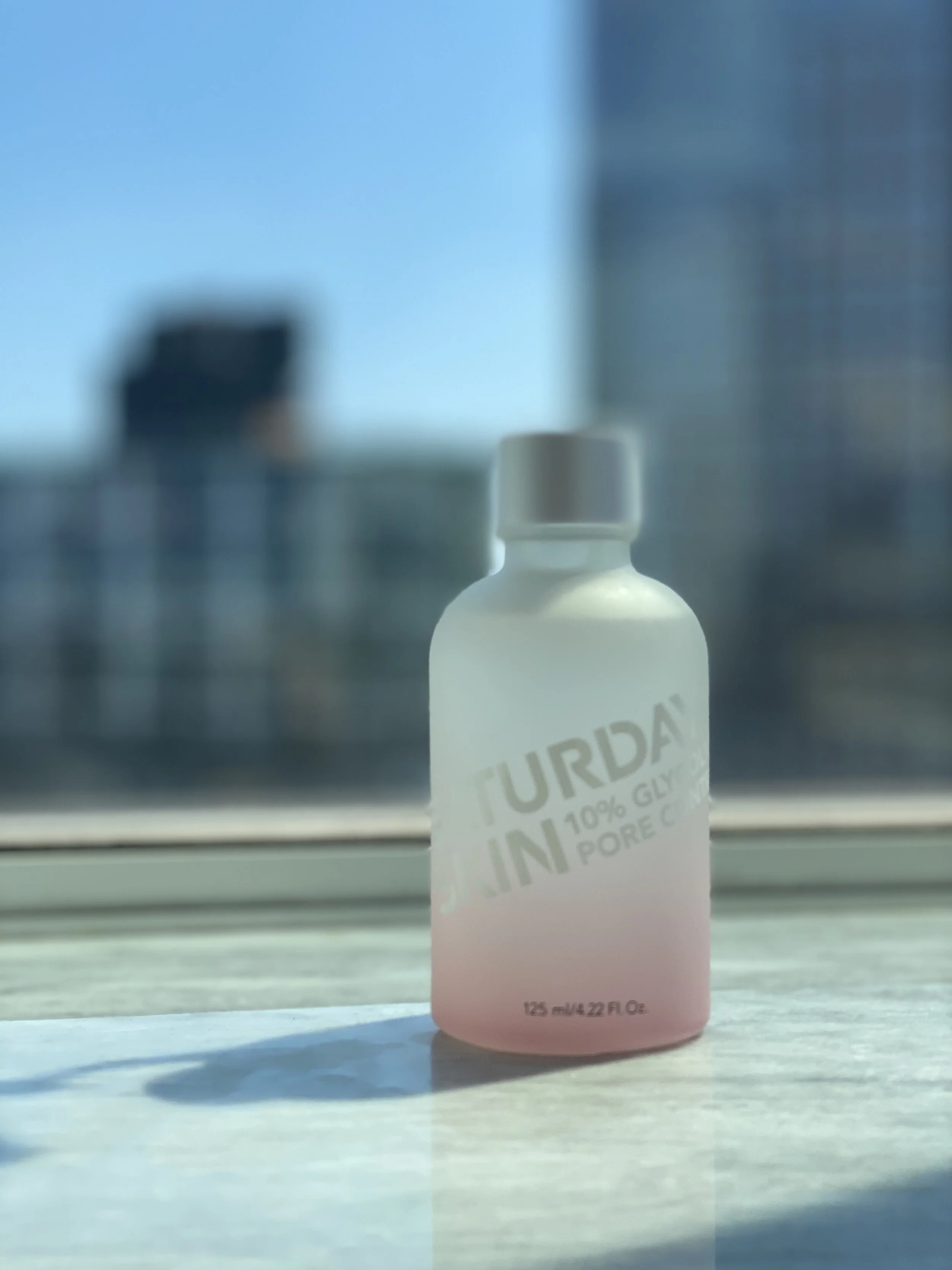 PRODUCT REVIEW: SATURDAY SKIN PORE CLARIFYING TONER 10% GLYCOLIC ACID – AHA EXFOLIATING TREATMENT