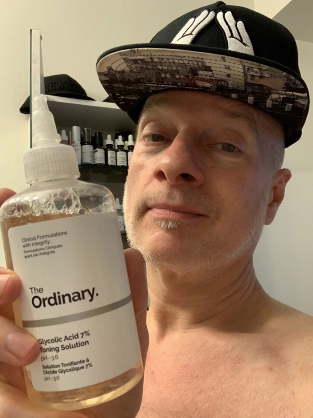 how does glycolic acid toner work